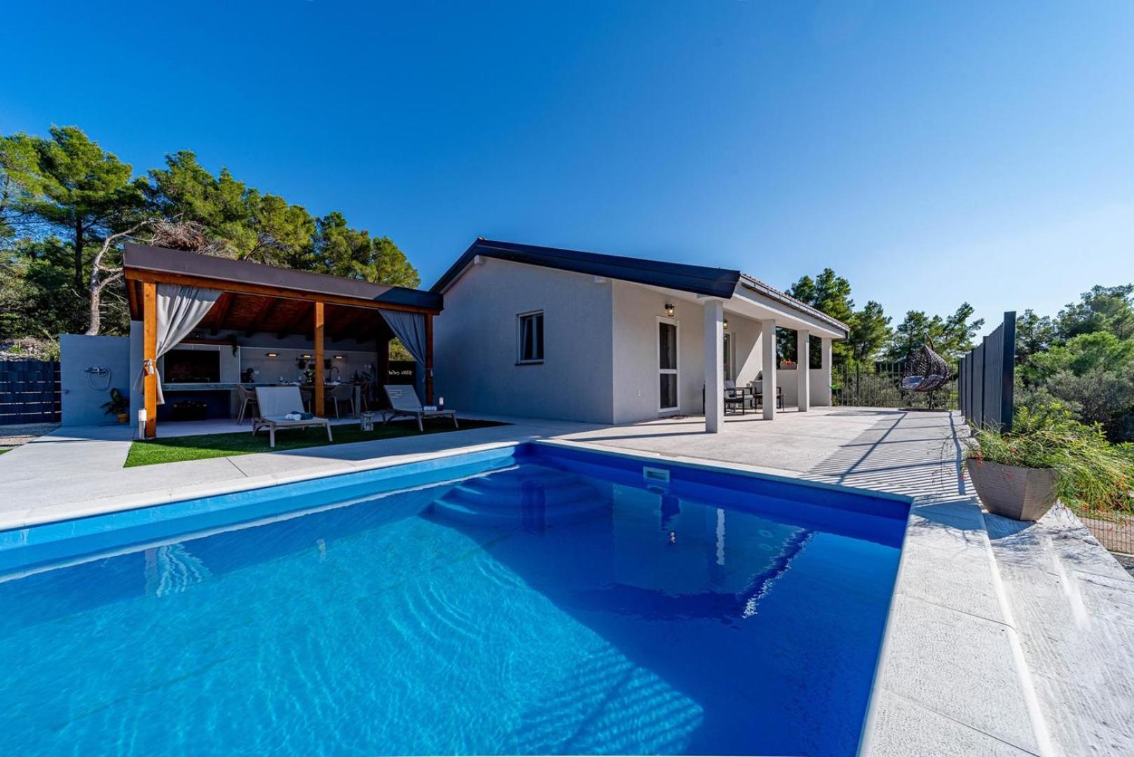 Villa with Private Pool photo 2