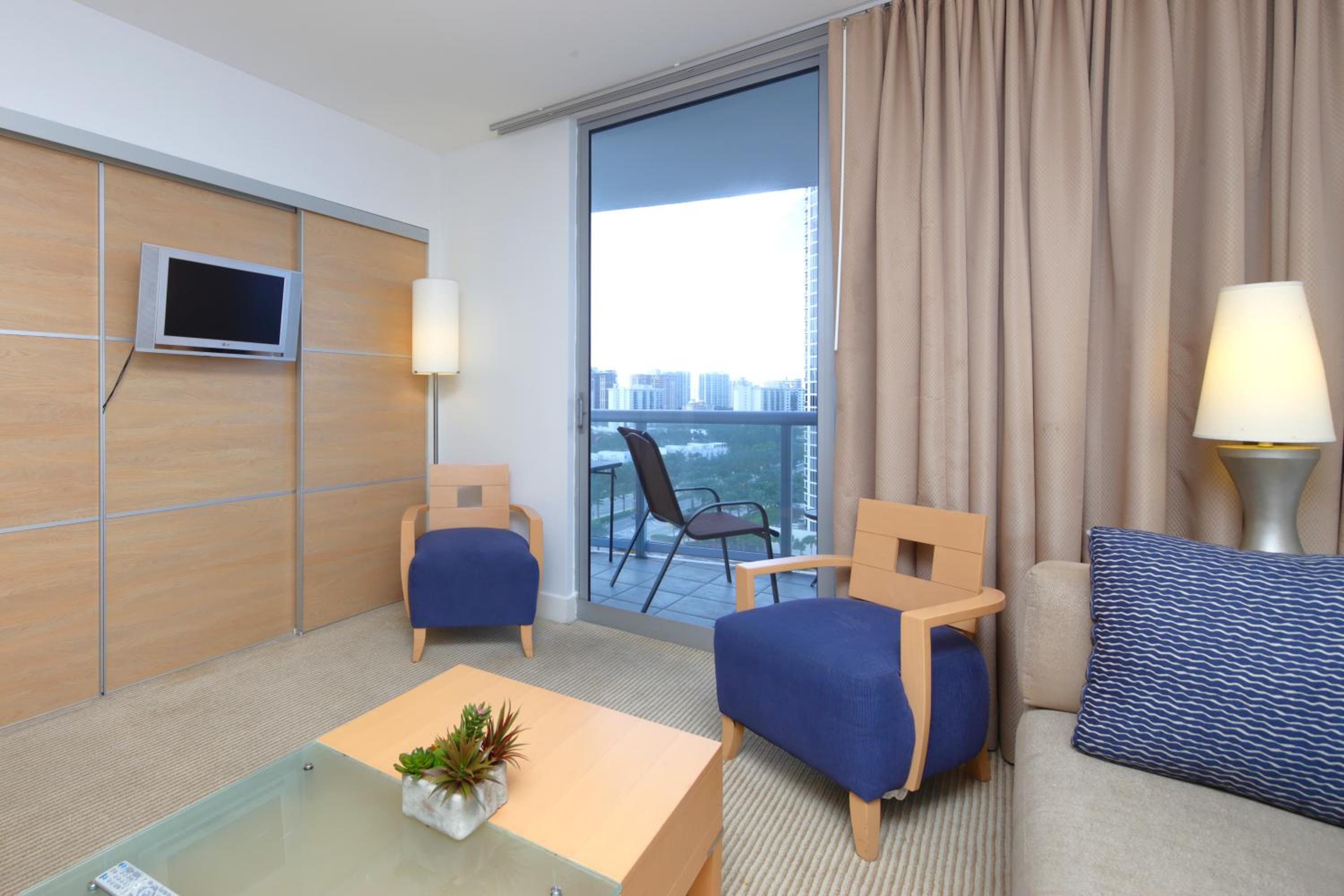 Marenas Bay & Sea View 2 Bedroom Suite