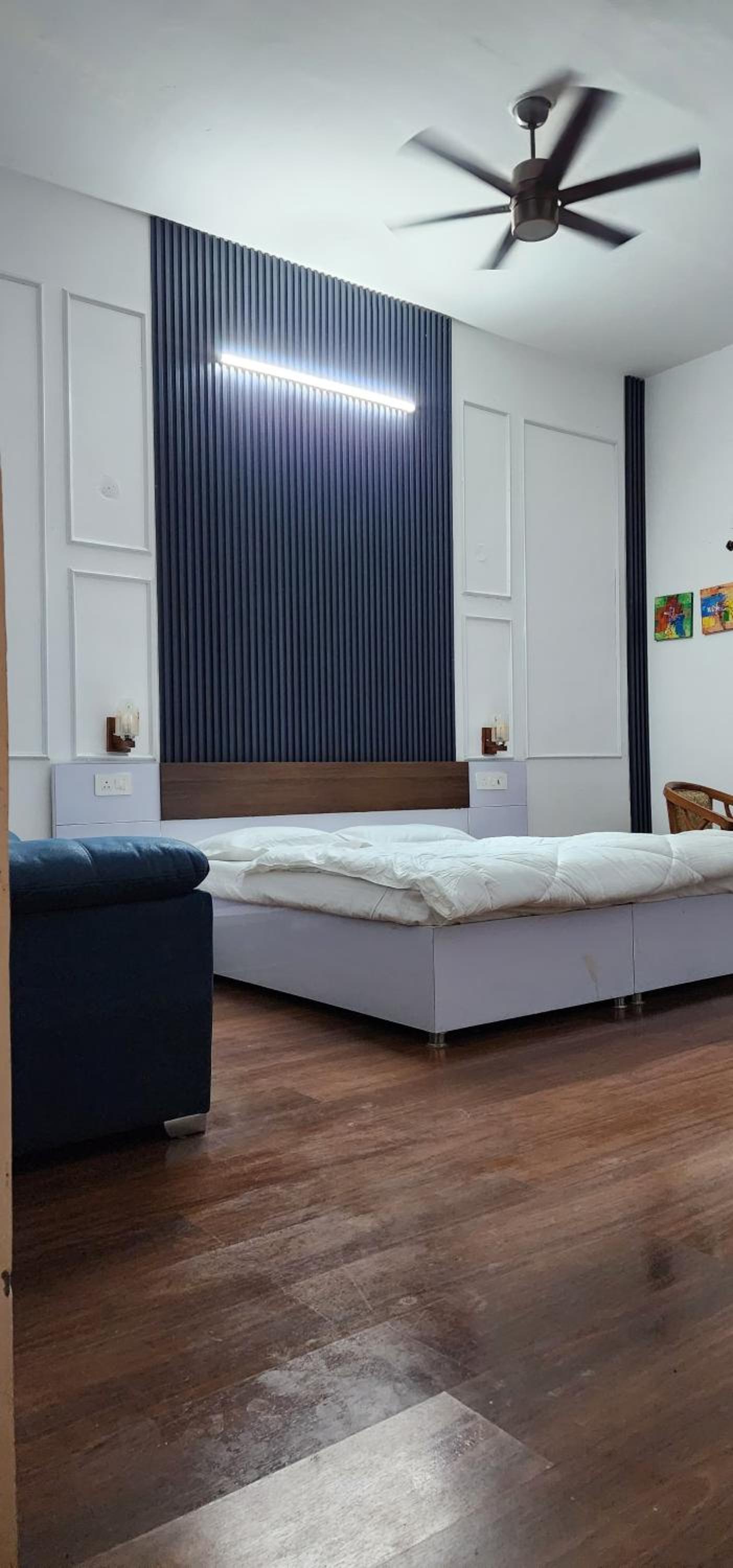 Three-Bedroom House photo 2