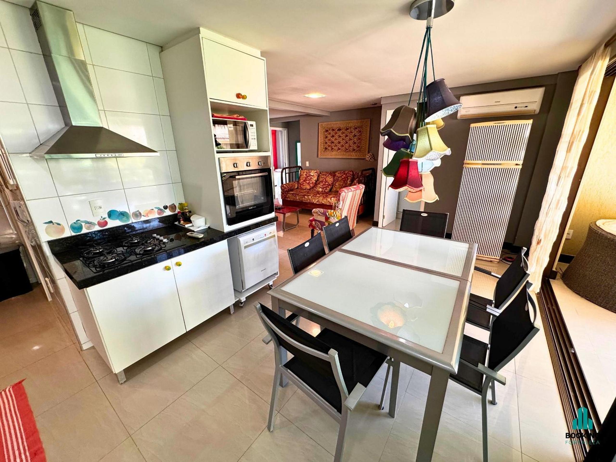 Apartment with Balcony - Photo 8