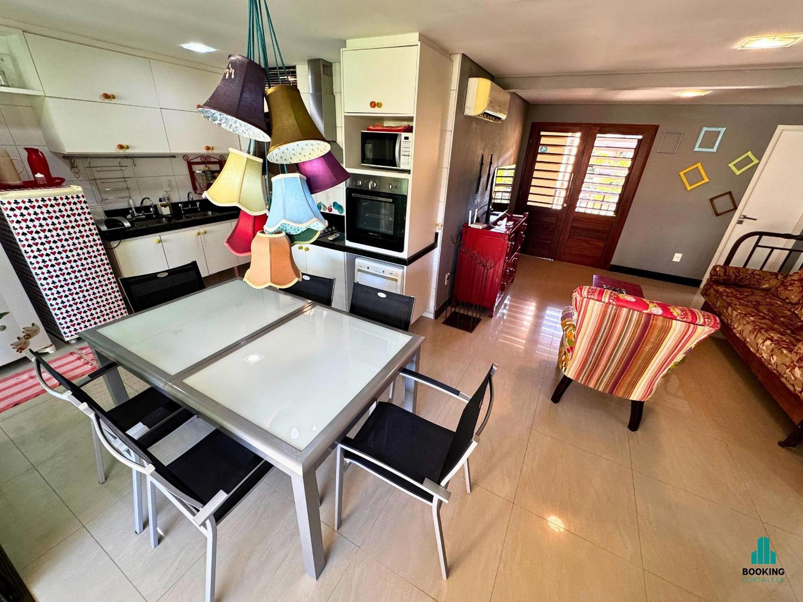 Apartment with Balcony - Photo 9