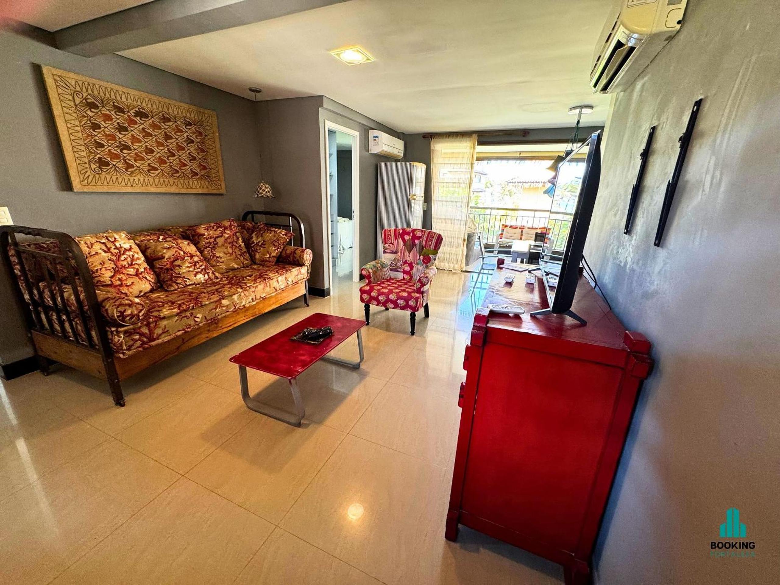 Apartment with Balcony - Photo 10
