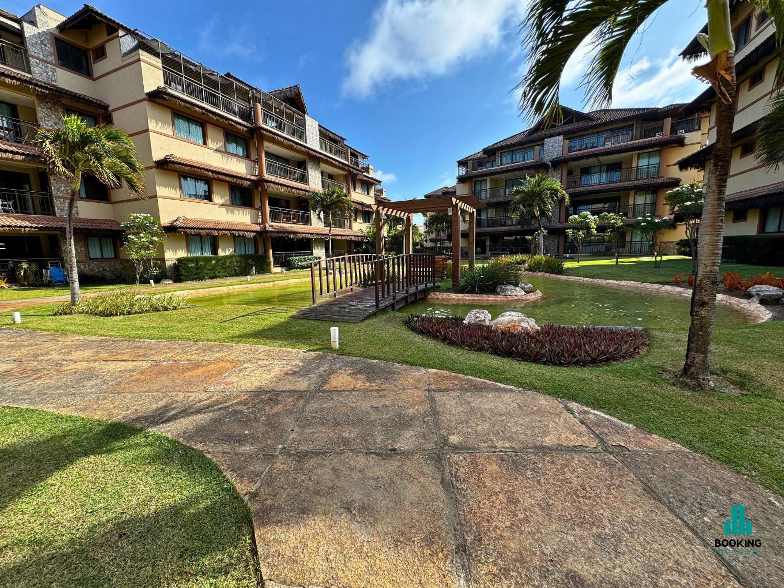 Apartment with Balcony - Photo 11