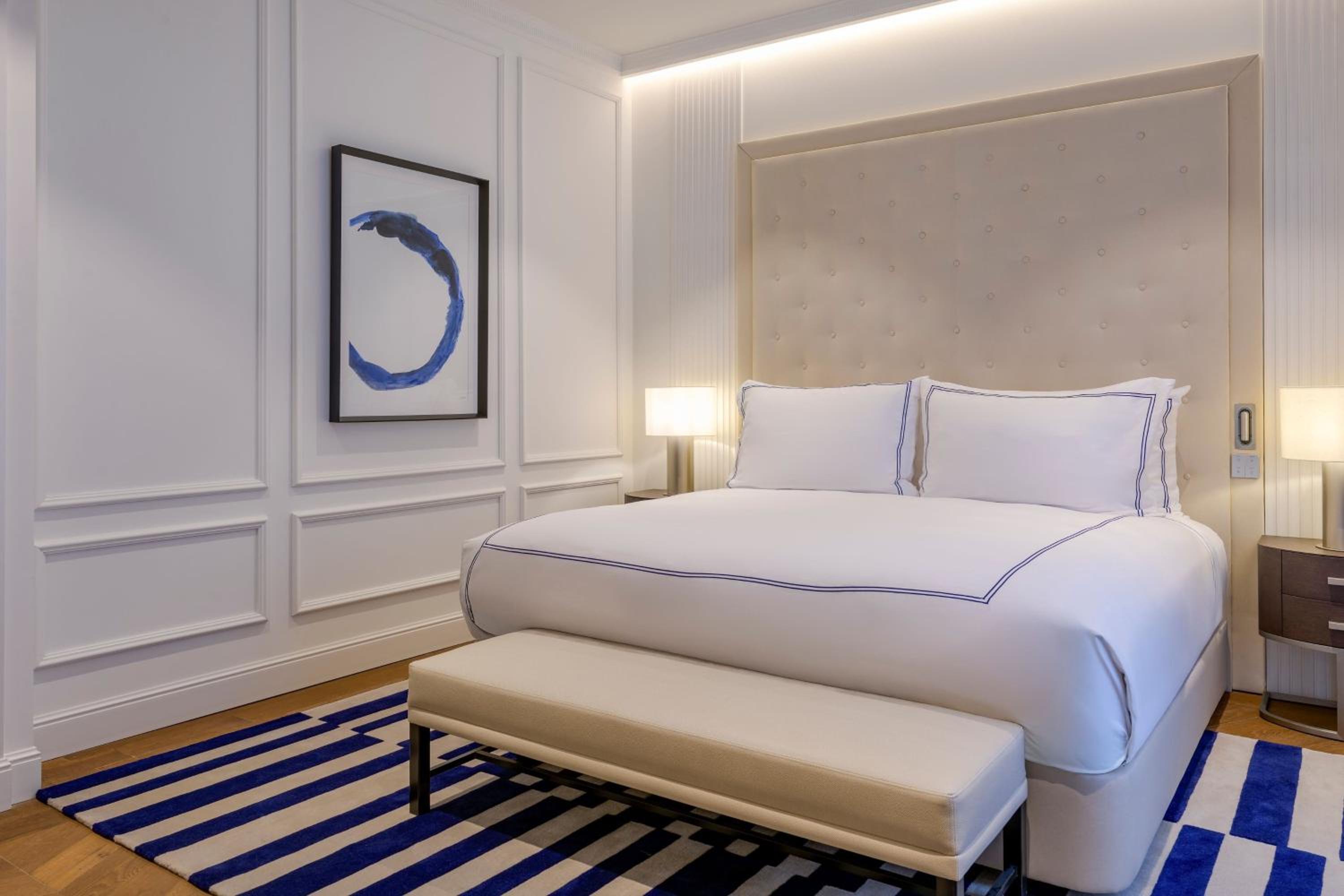 Superior King Room photo 3