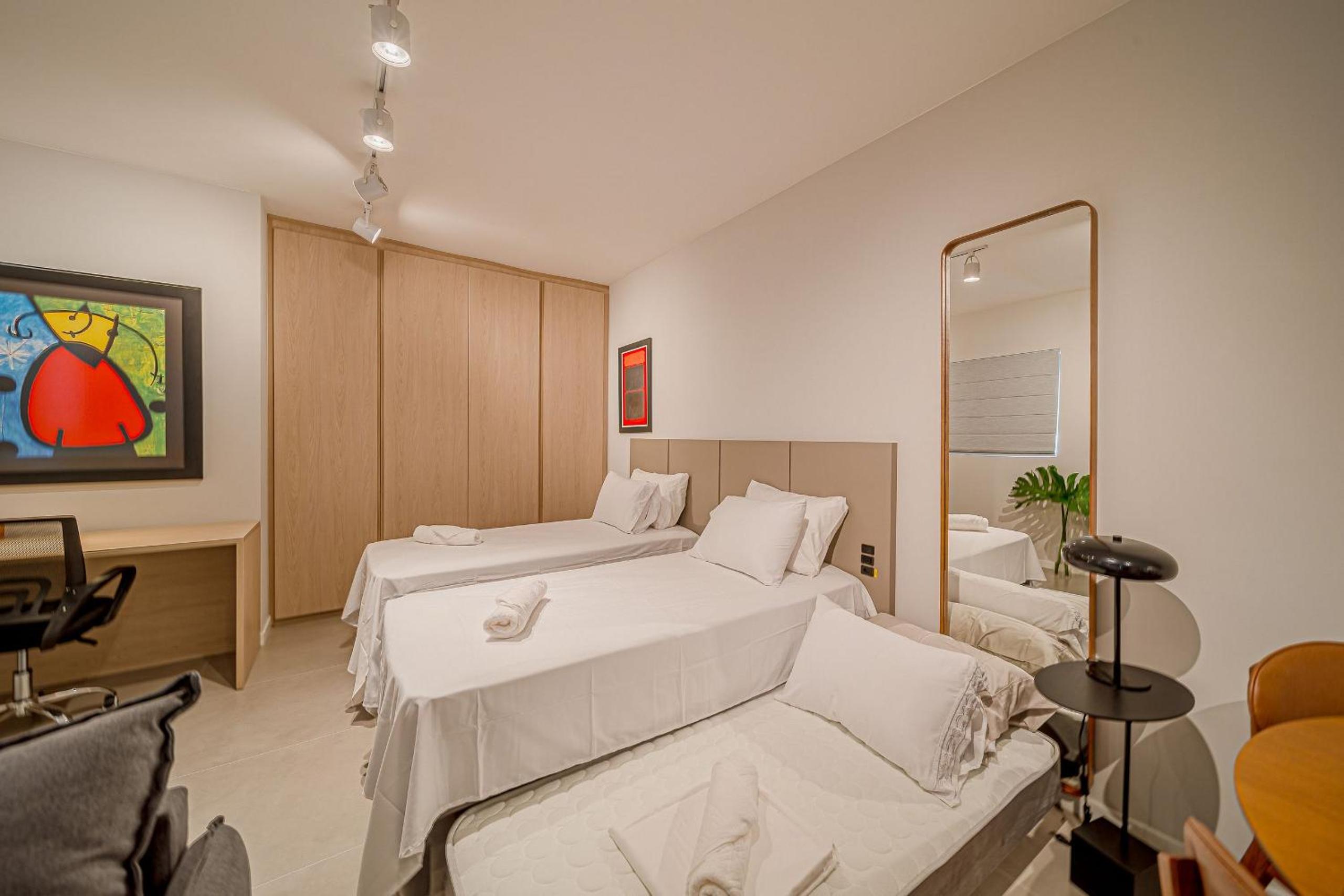 Apartment photo 2