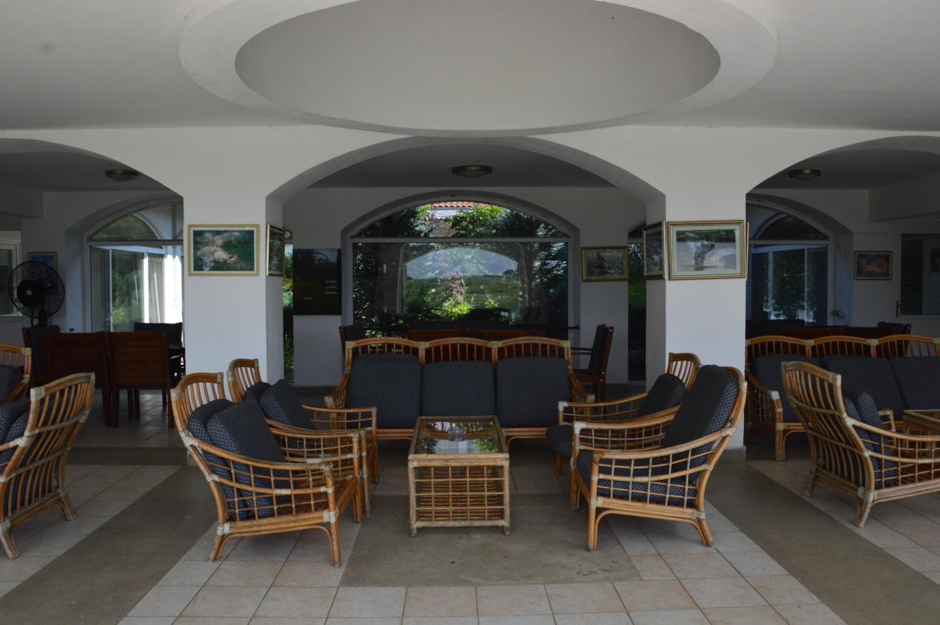 Villa photo 1