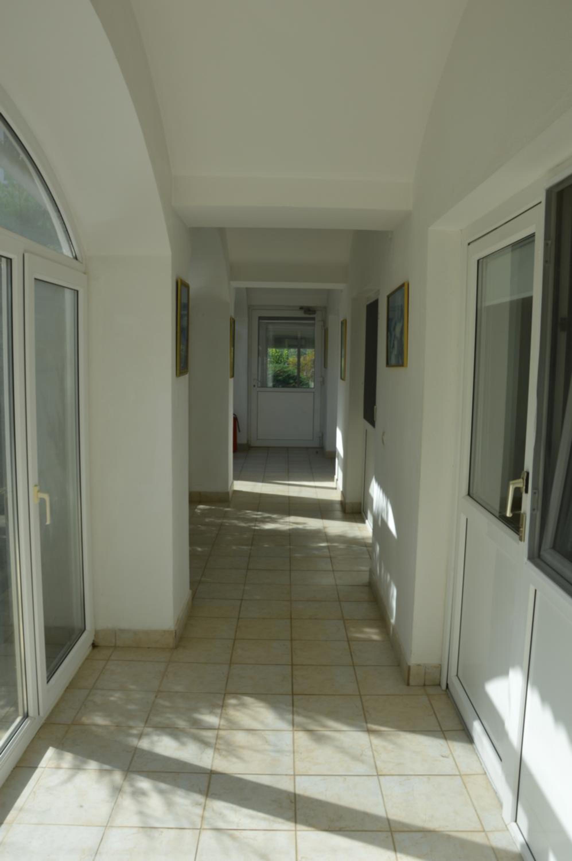 Villa photo 2