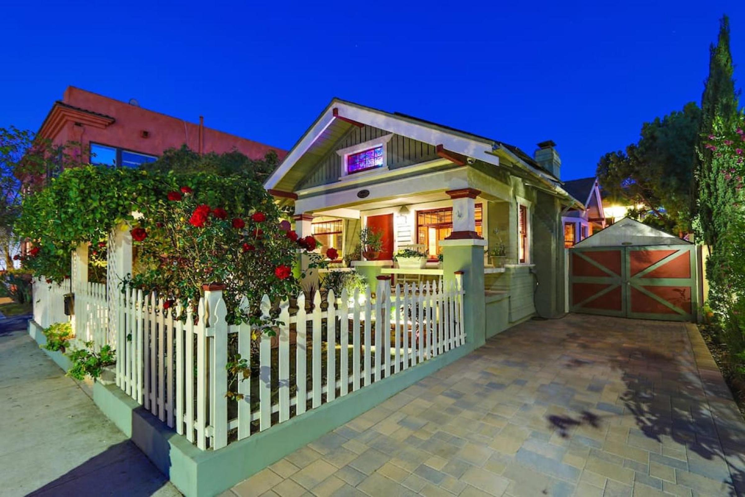 Bungalow photo 2