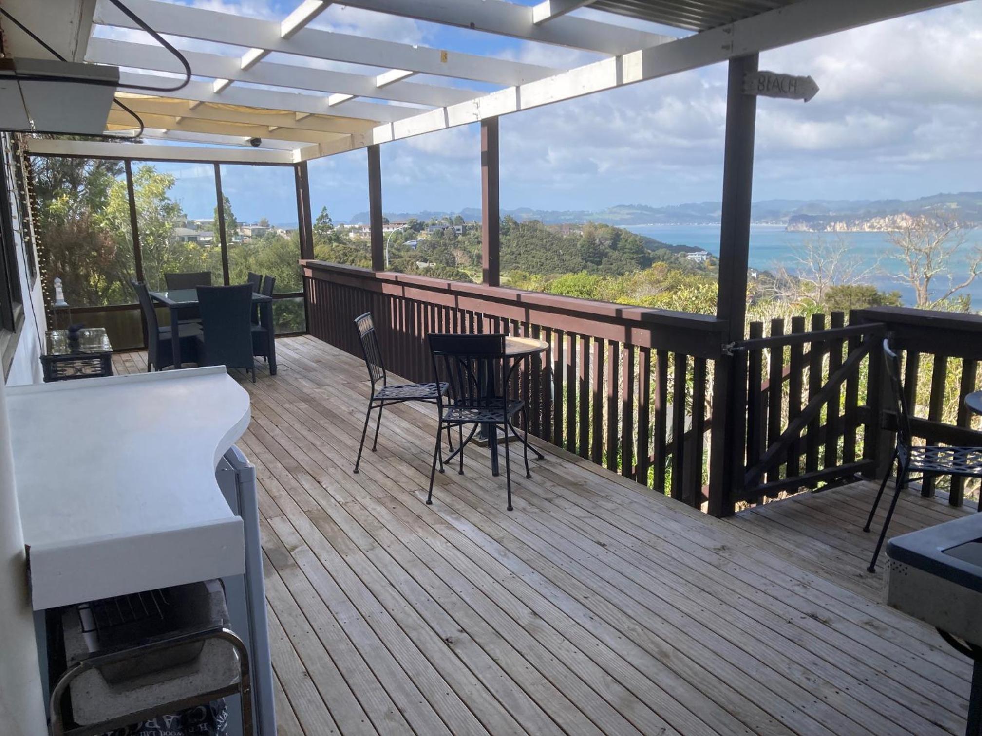 Three-Bedroom Holiday Home  photo 2