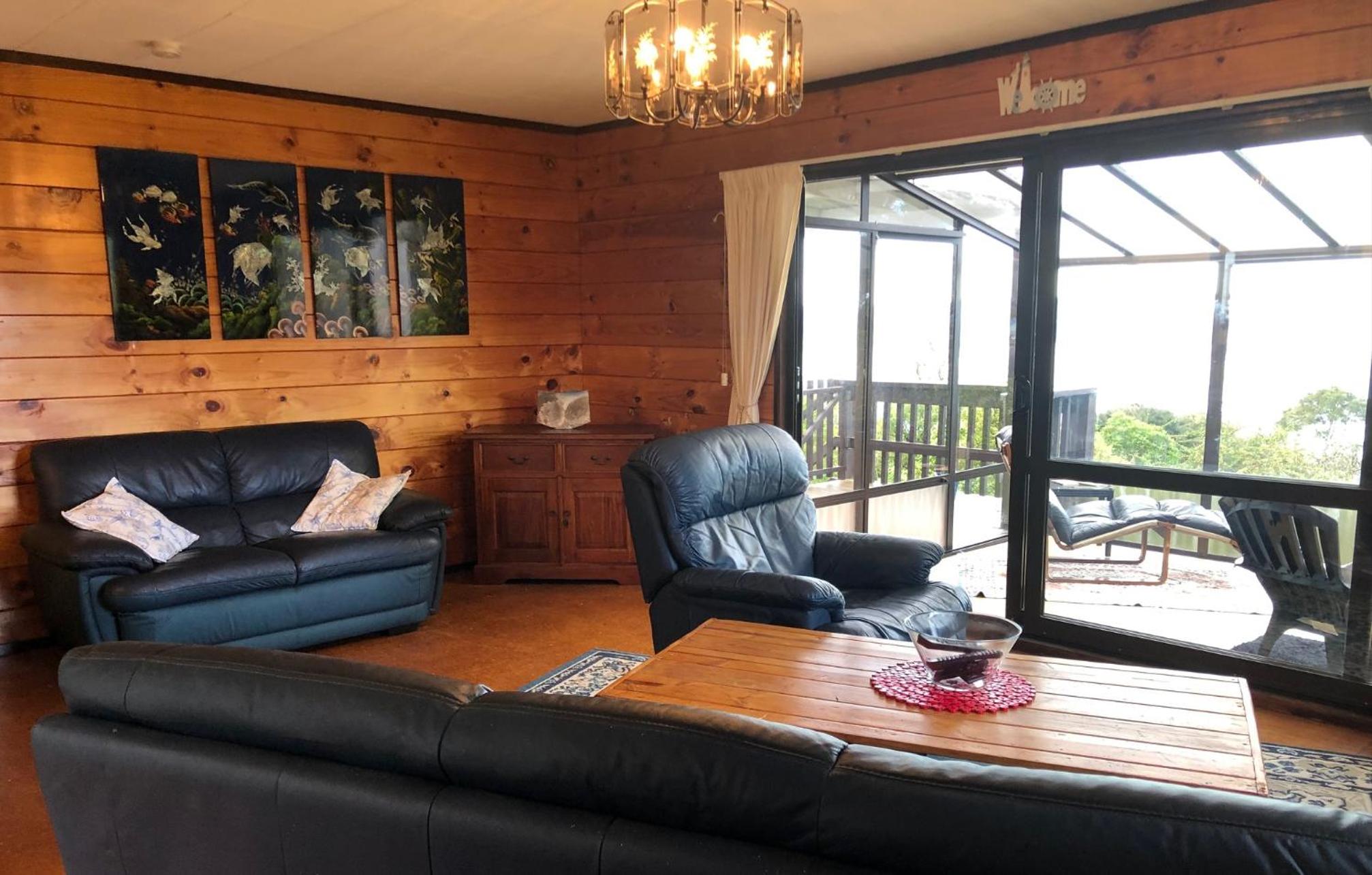 Three-Bedroom Holiday Home  photo 3