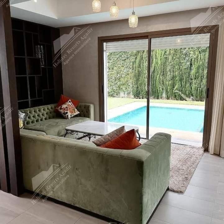Three-Bedroom Villa photo 1