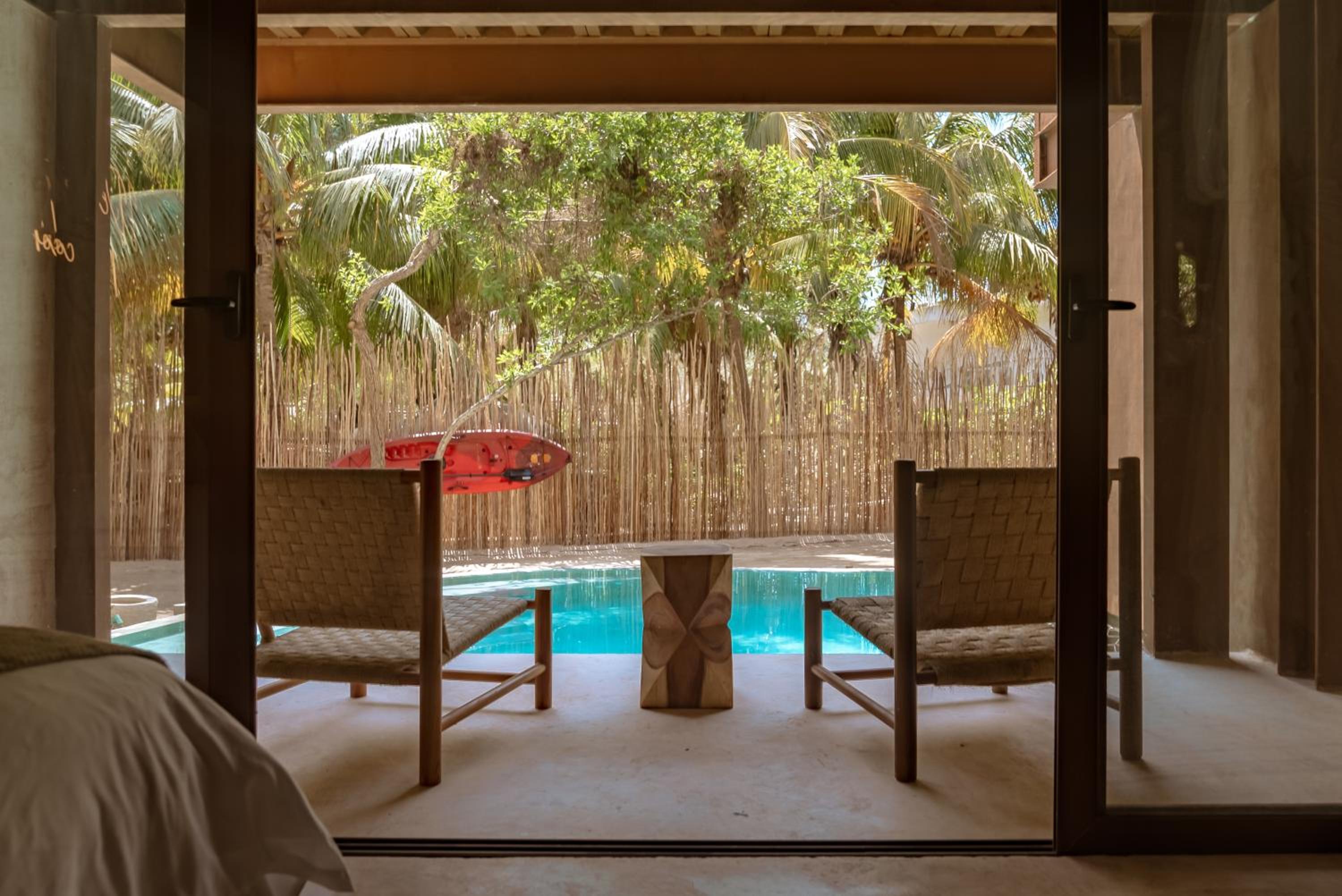 King Suite with Pool View - Photo 7