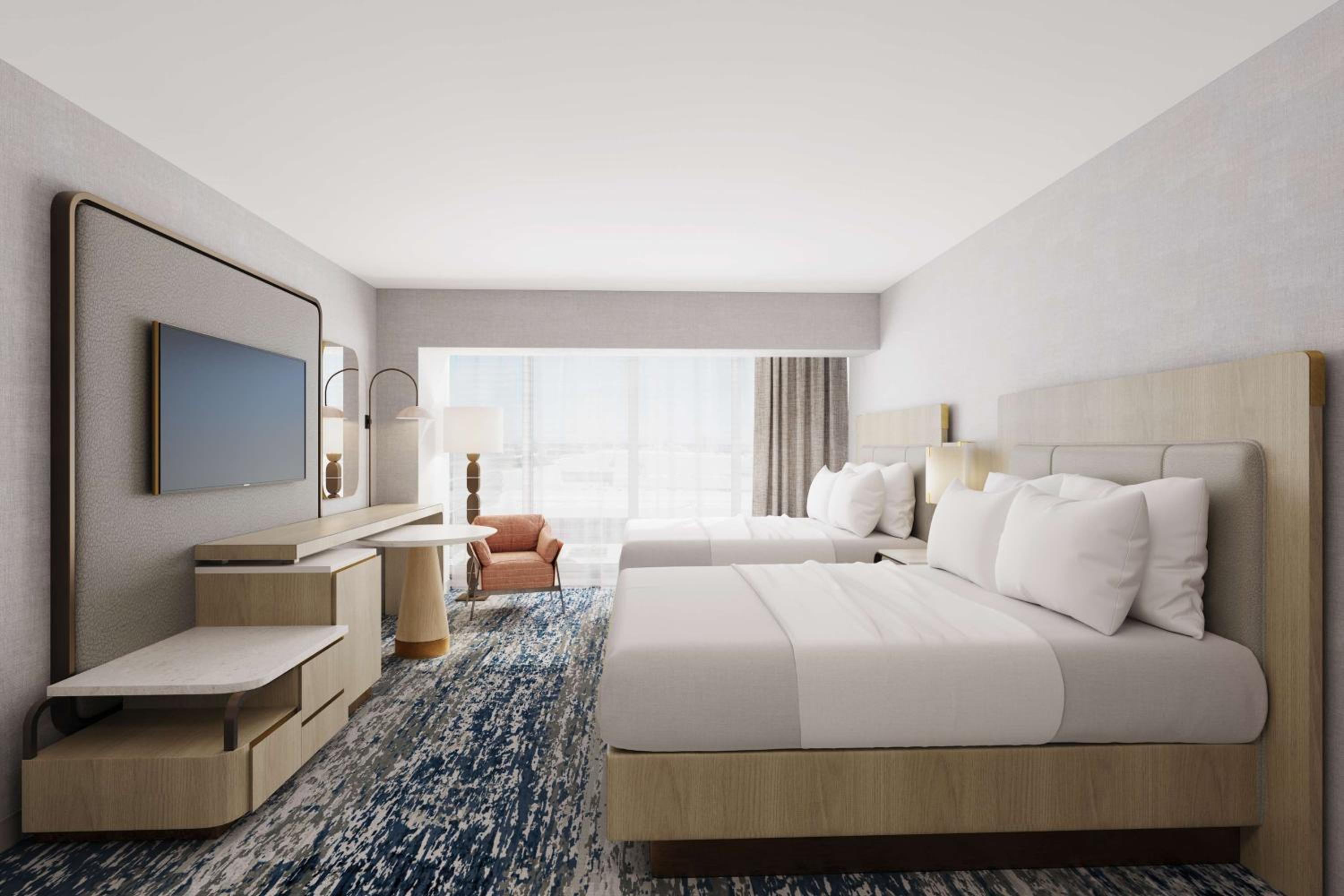 Queen Room with Two Queen Beds and Park or Pool View