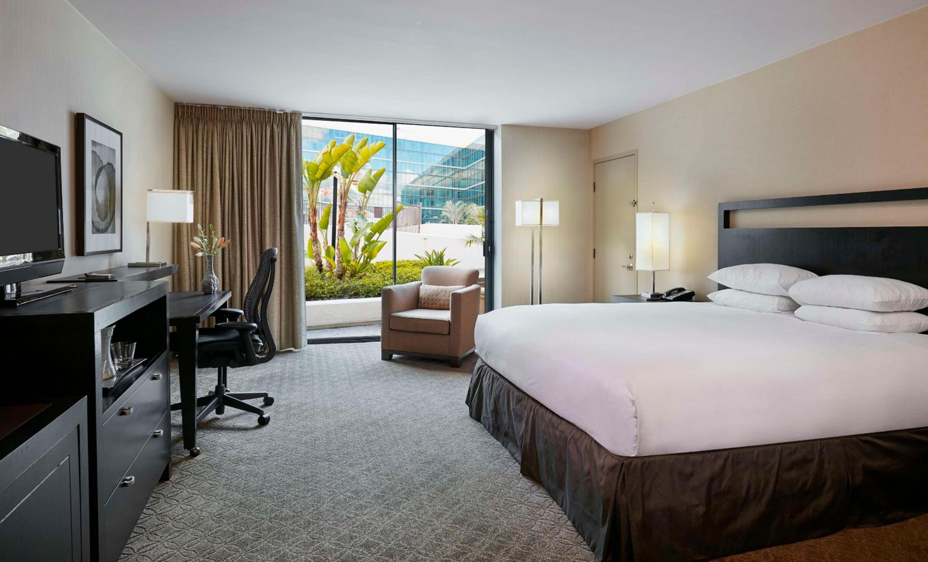 King Room with Pool View