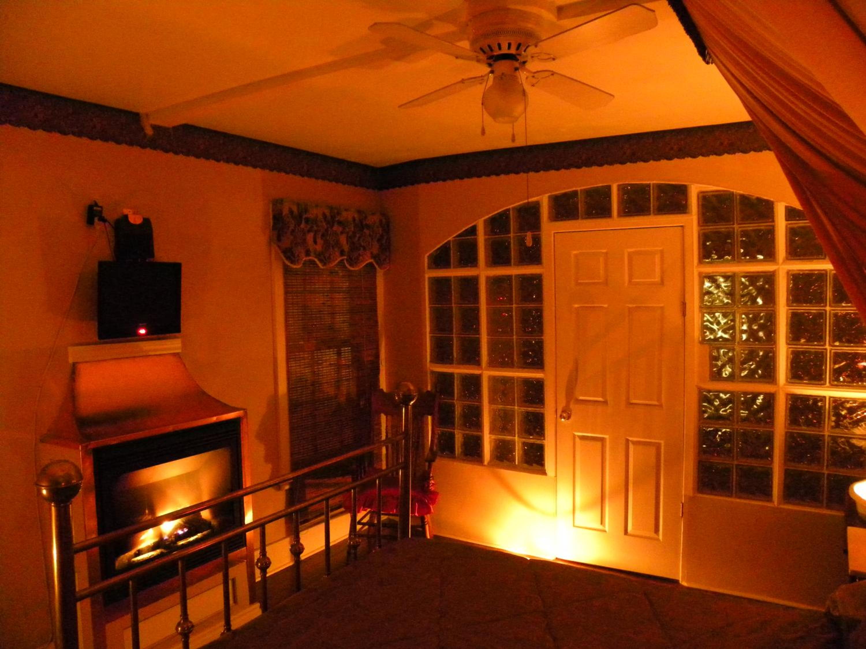 Queen Suite photo 2