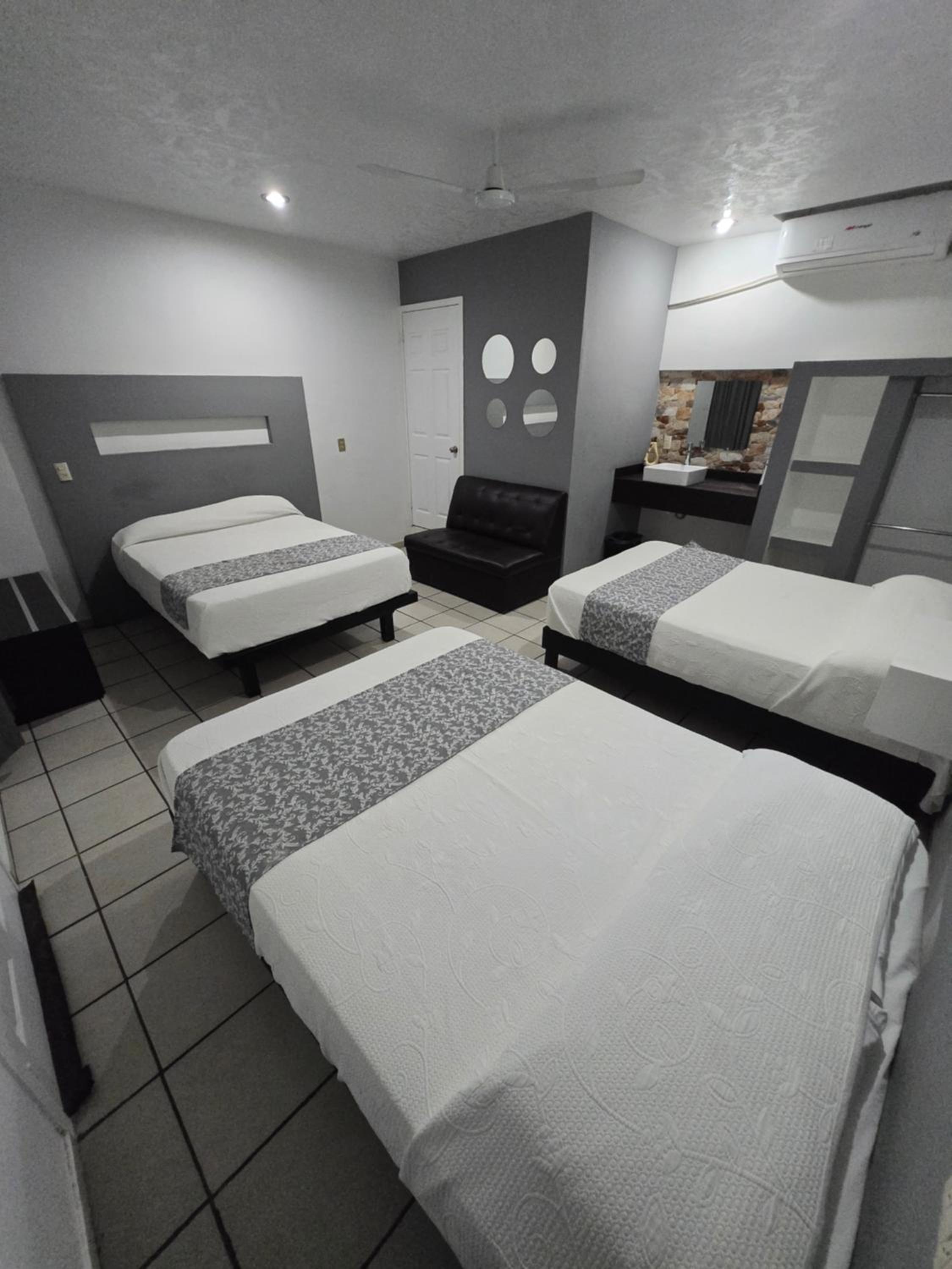 Triple Room - Photo 4