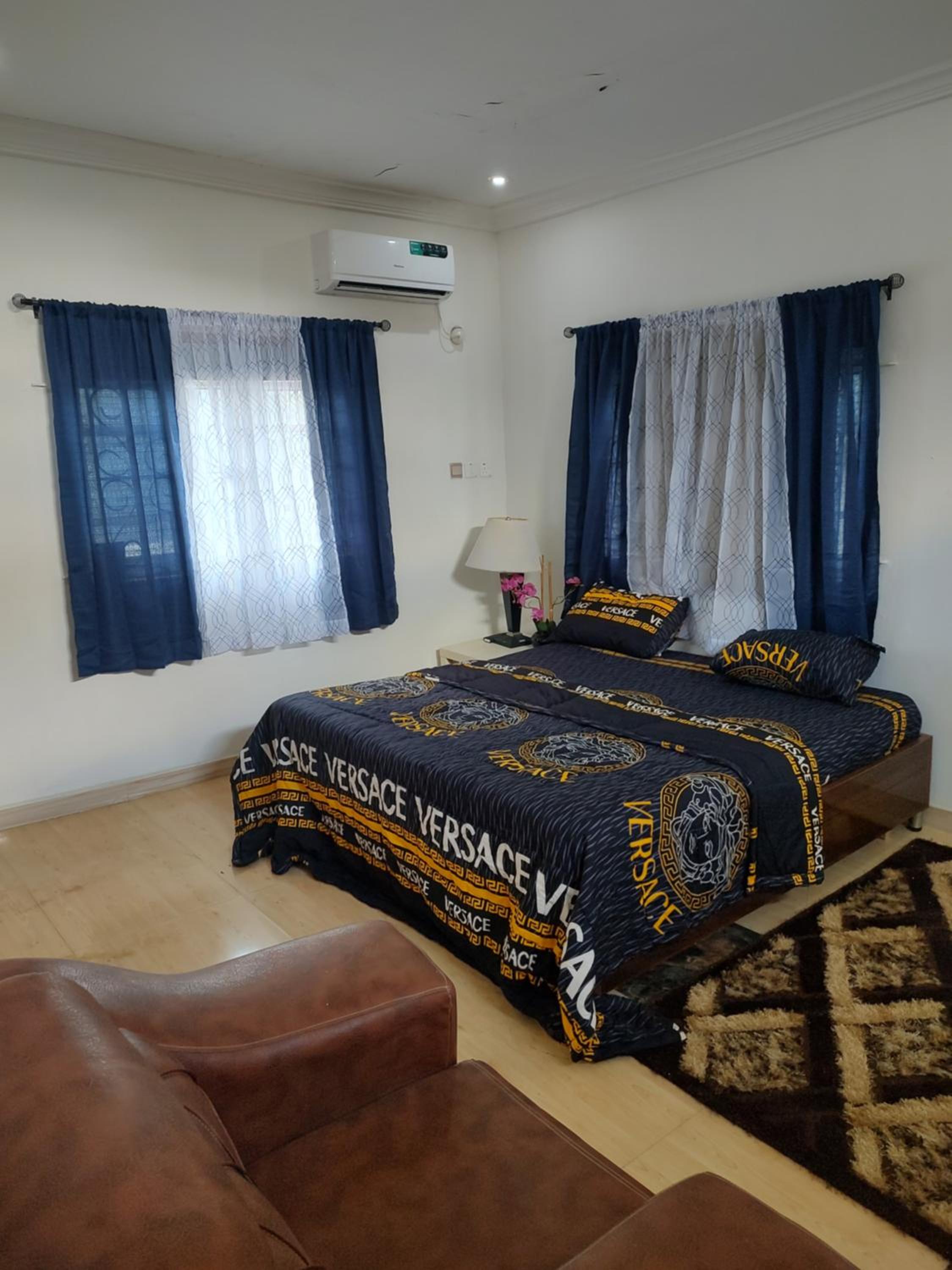 Two-Bedroom House photo 3