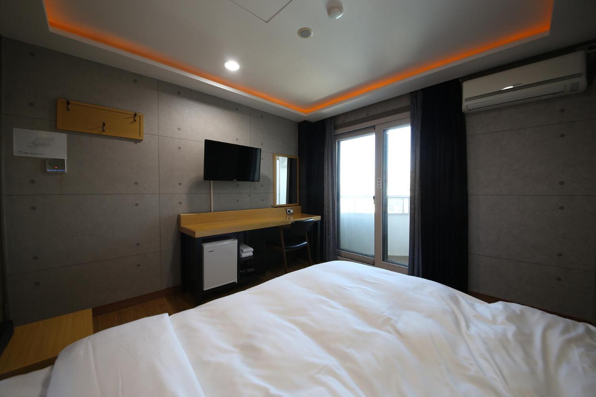 Standard Double Room - Photo 1