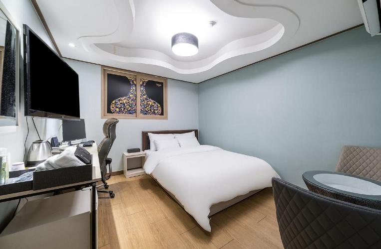 Standard Room - Photo 1