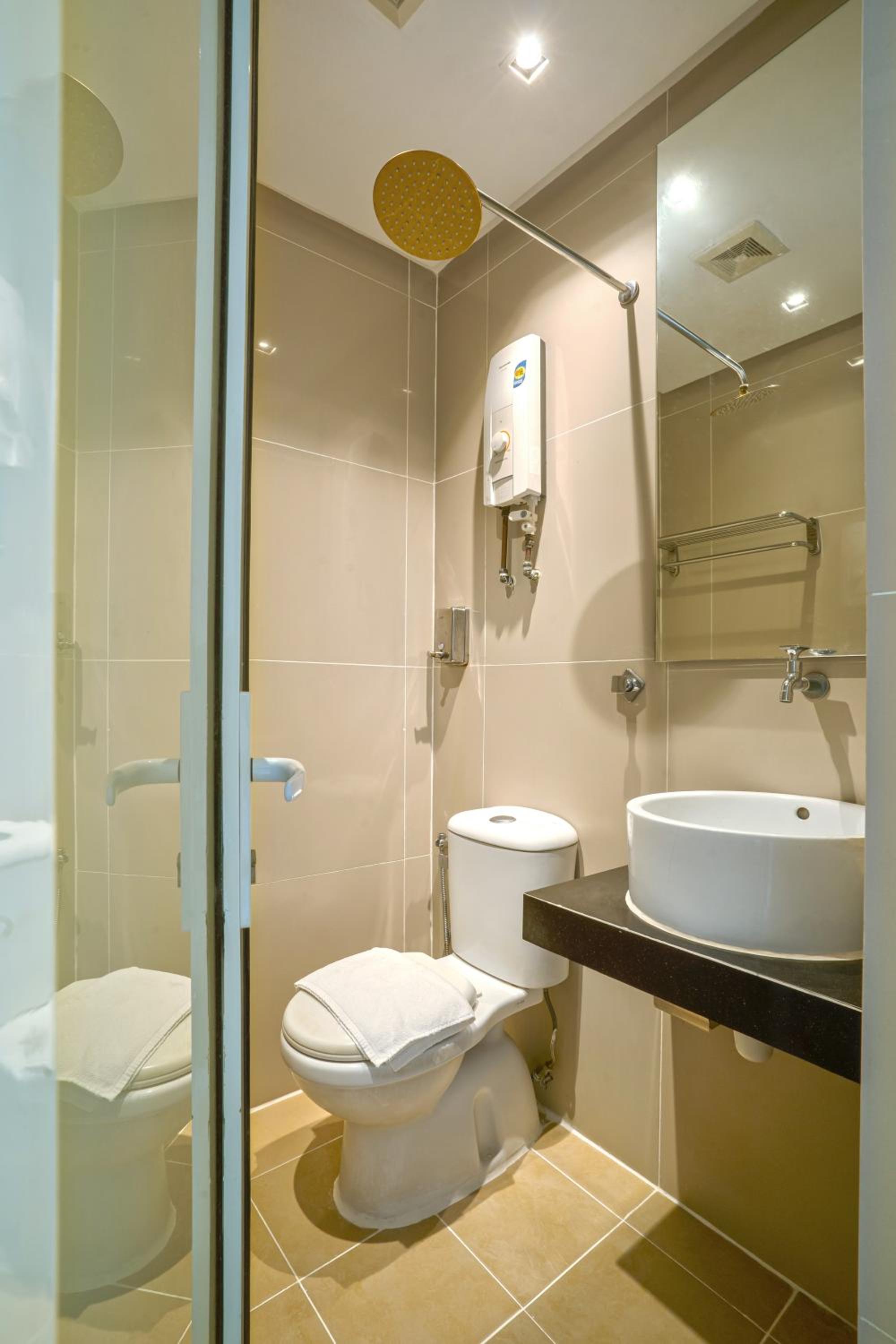 Standard Triple Room - Photo 2
