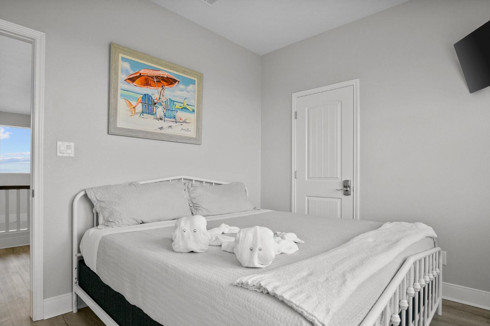 Three-Bedroom House photo 1