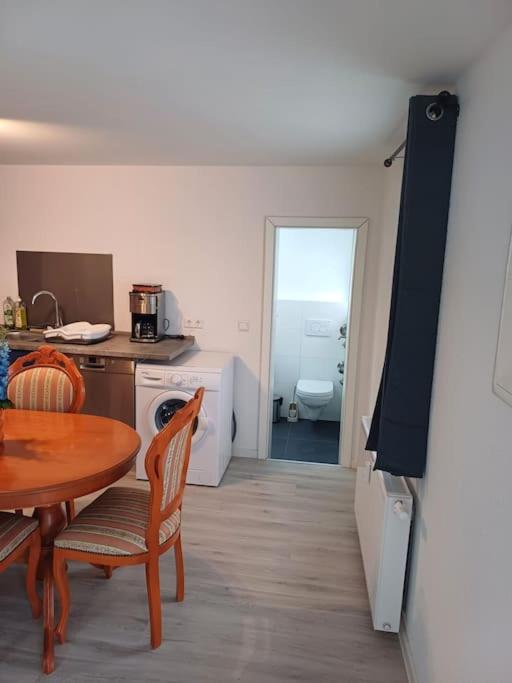 Three-Bedroom Apartment - High Floor photo 3