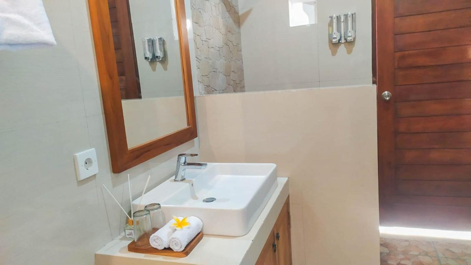 Two-Bedroom Villa photo 3