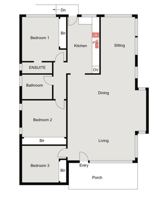 Three-Bedroom House photo 3