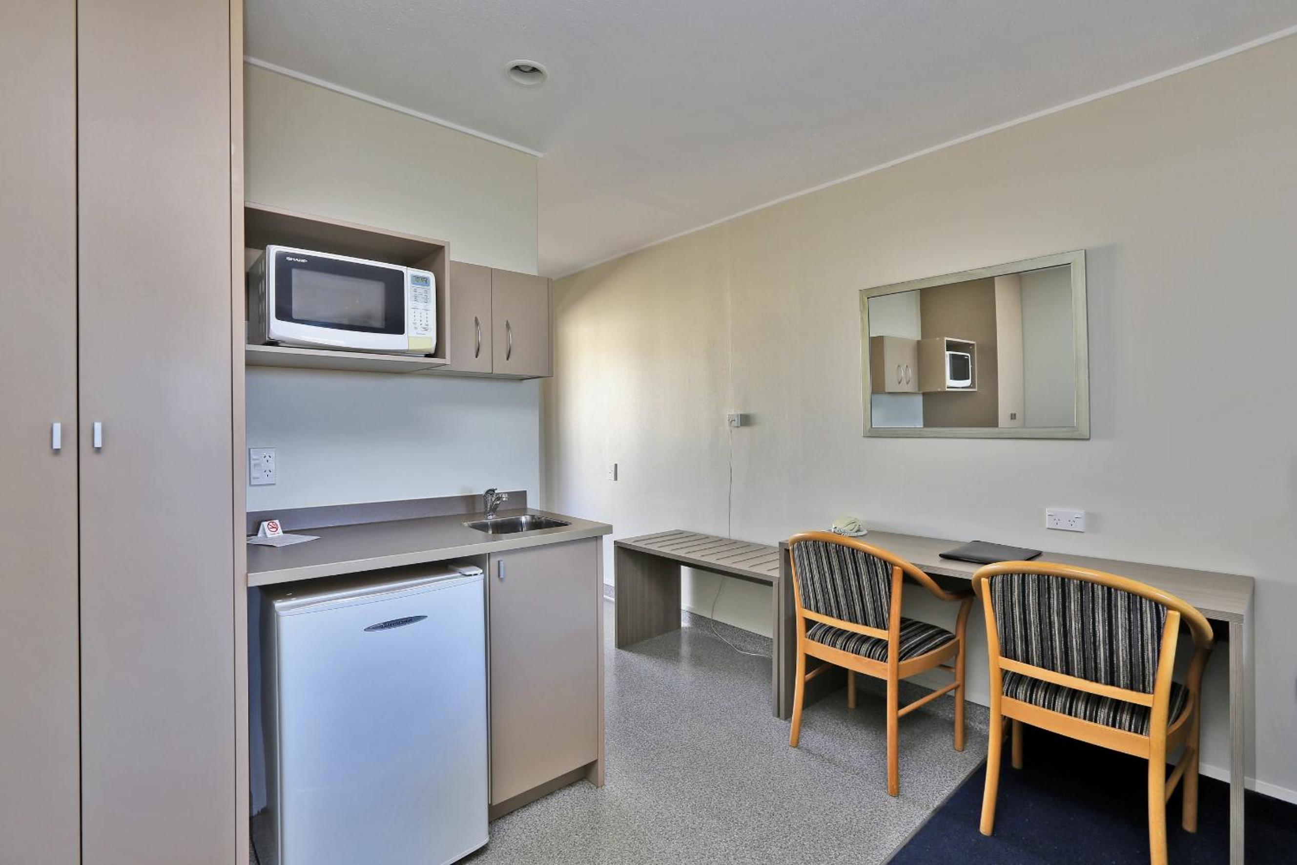 Twin Studio - Upper Floor photo 3