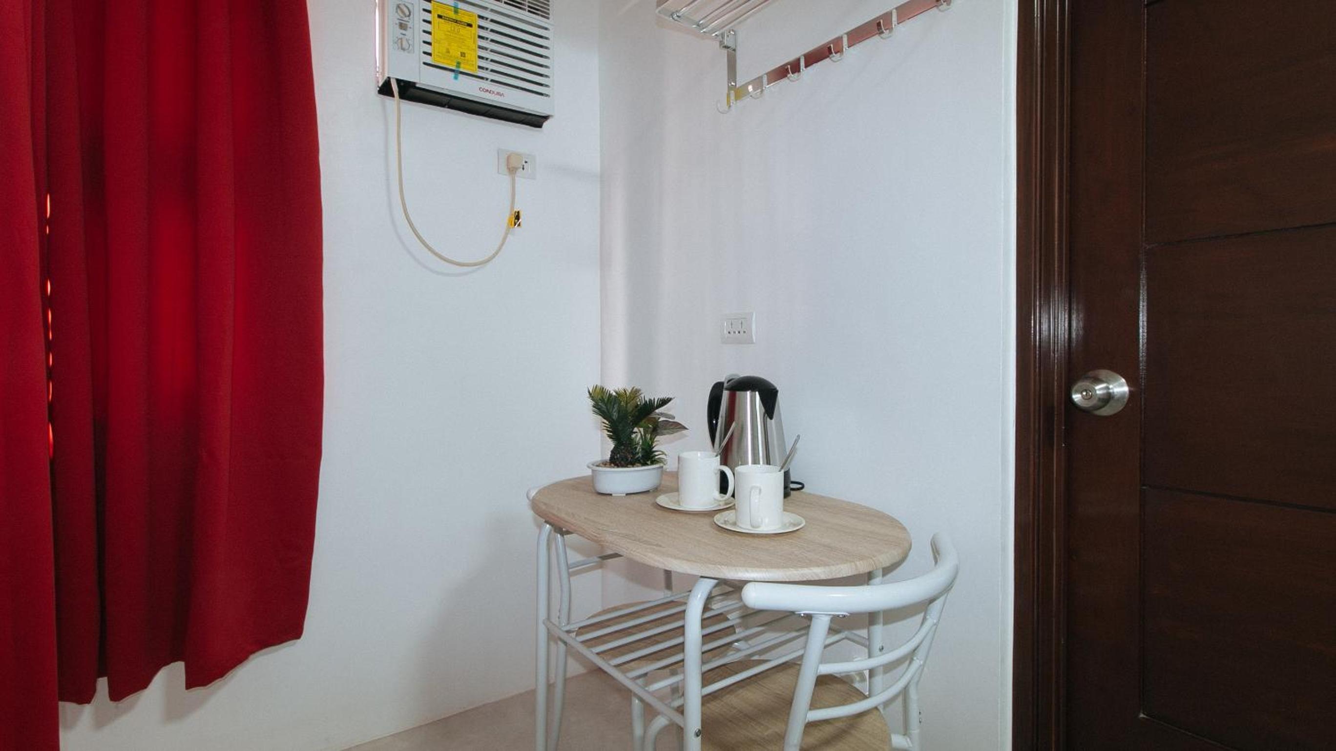 Double Room - Photo 13