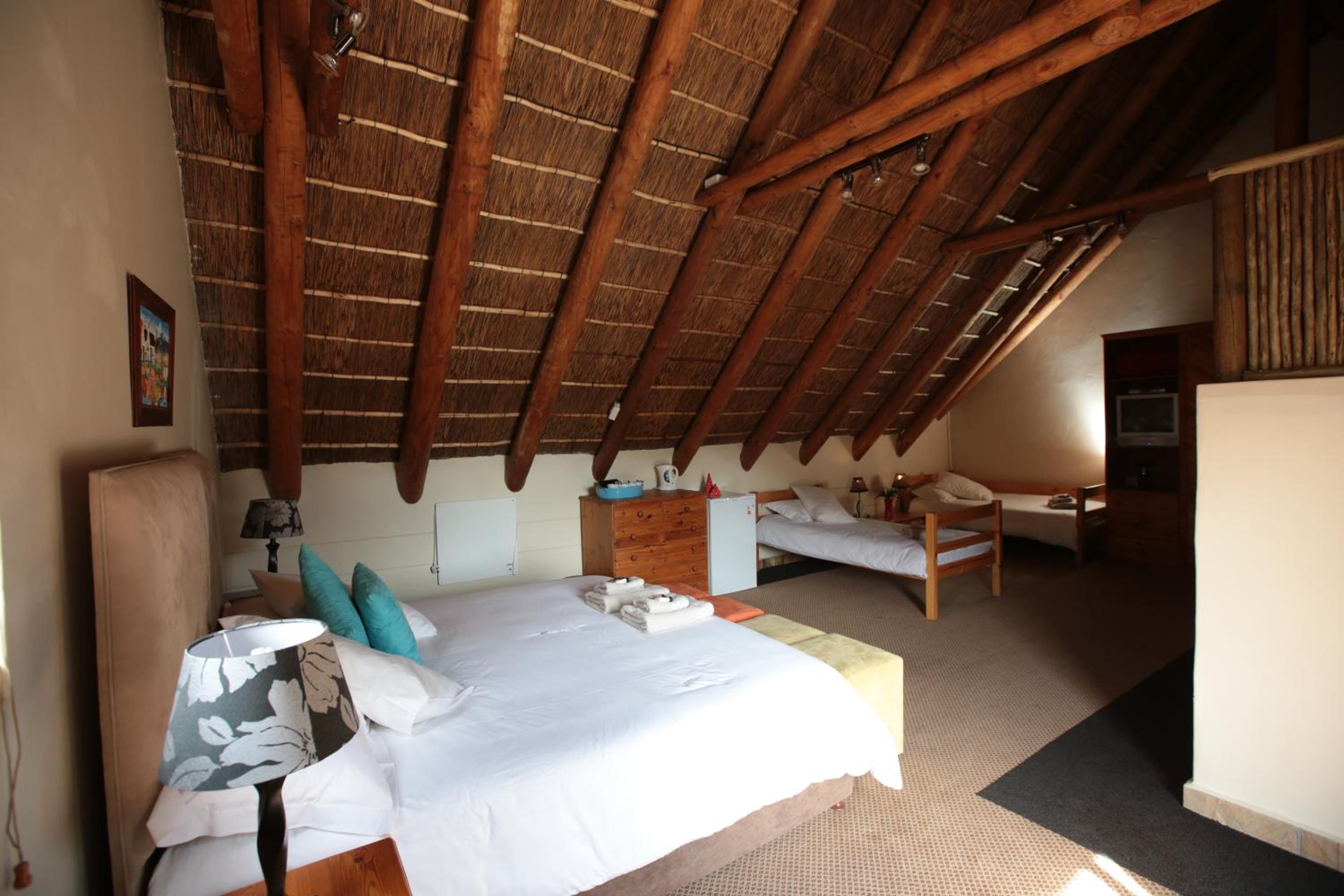 Deluxe Family Suite photo 1