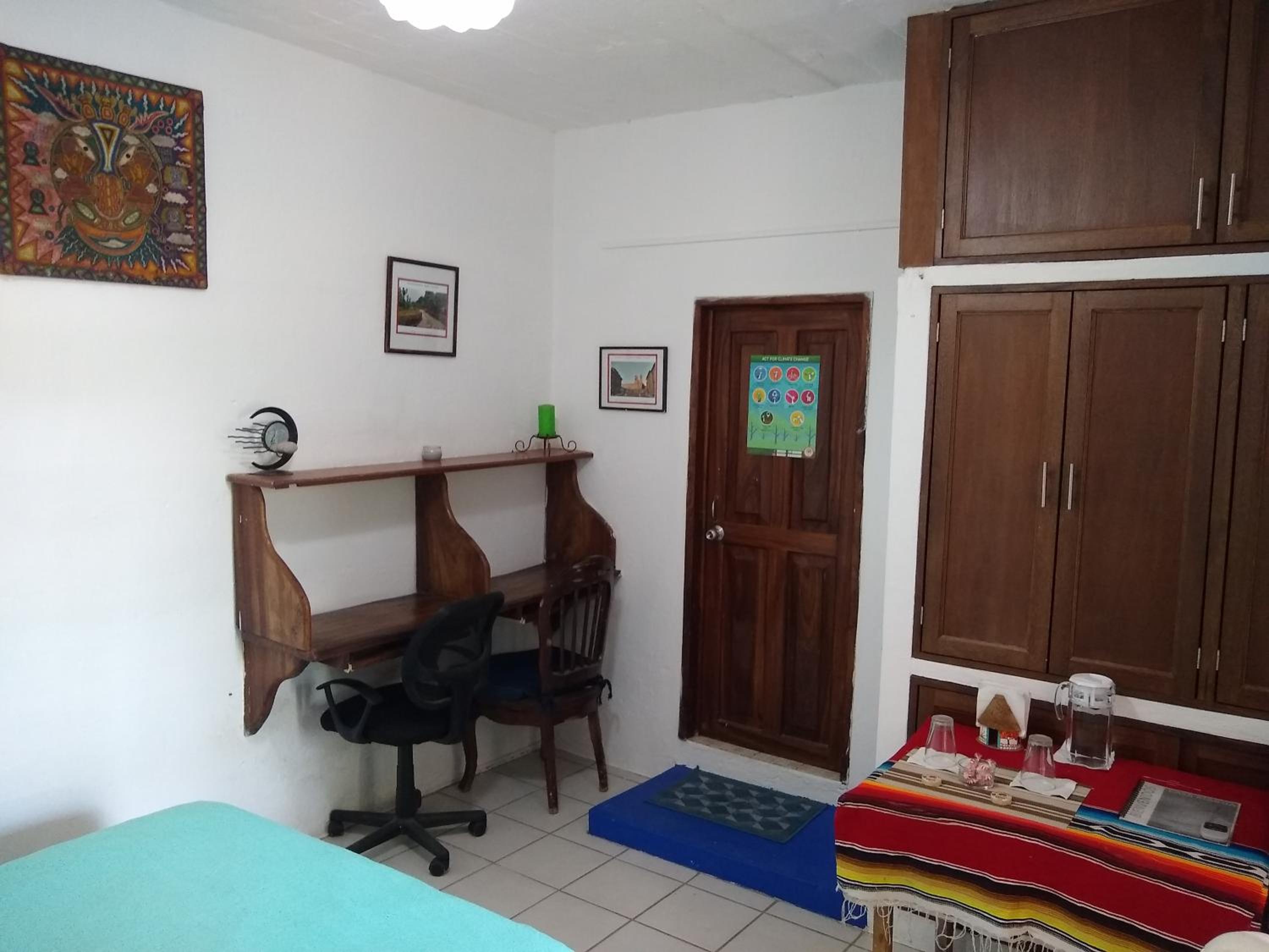 Standard Double Room with Shared Bathroom photo 3