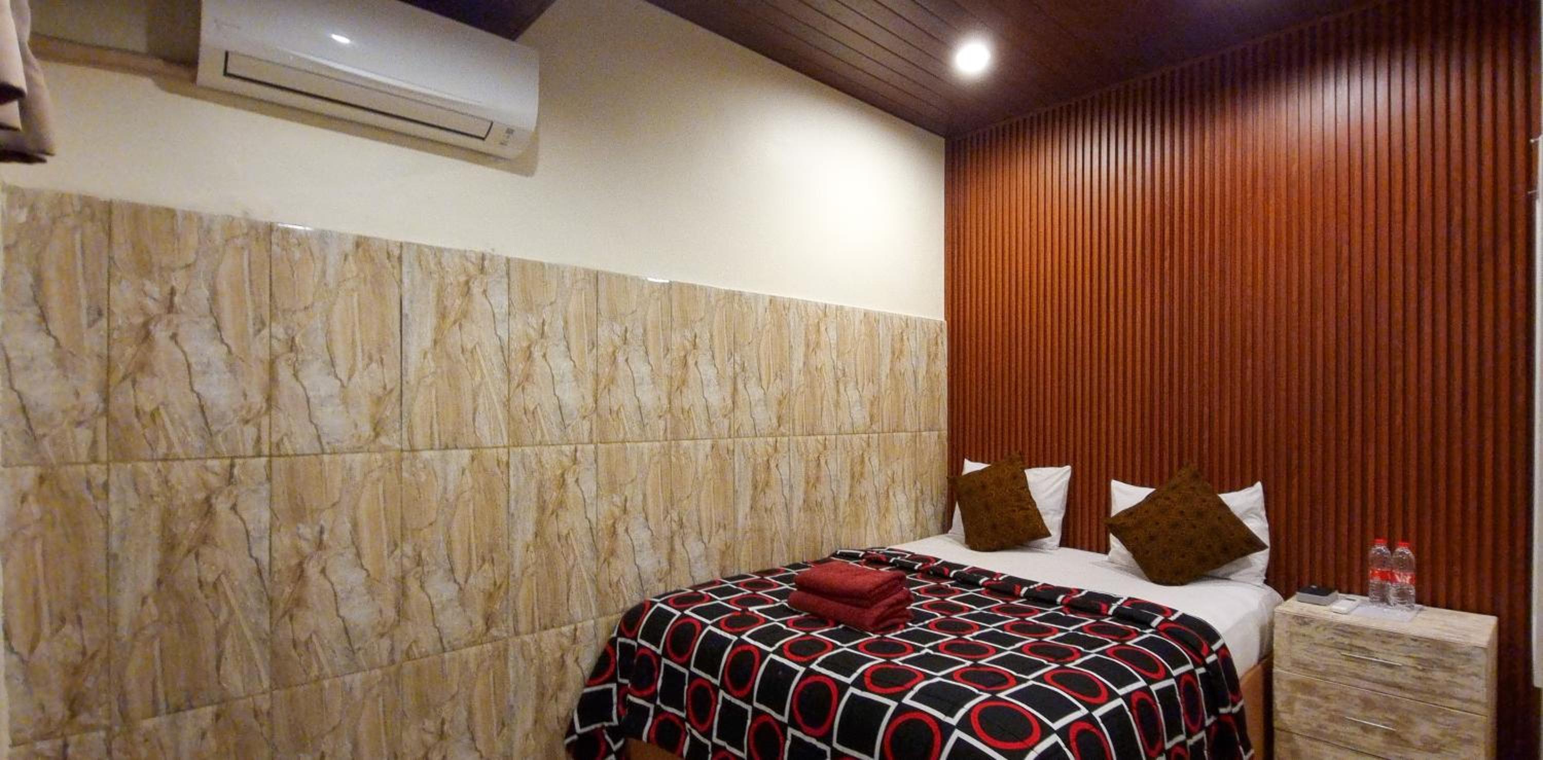 Standard Double Room - Photo 3