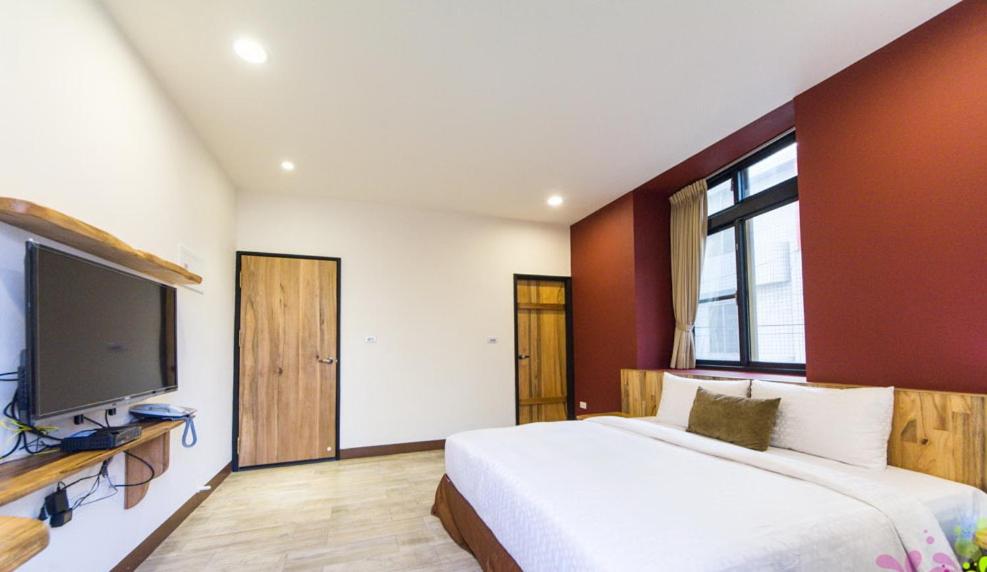King Room With Balcony
