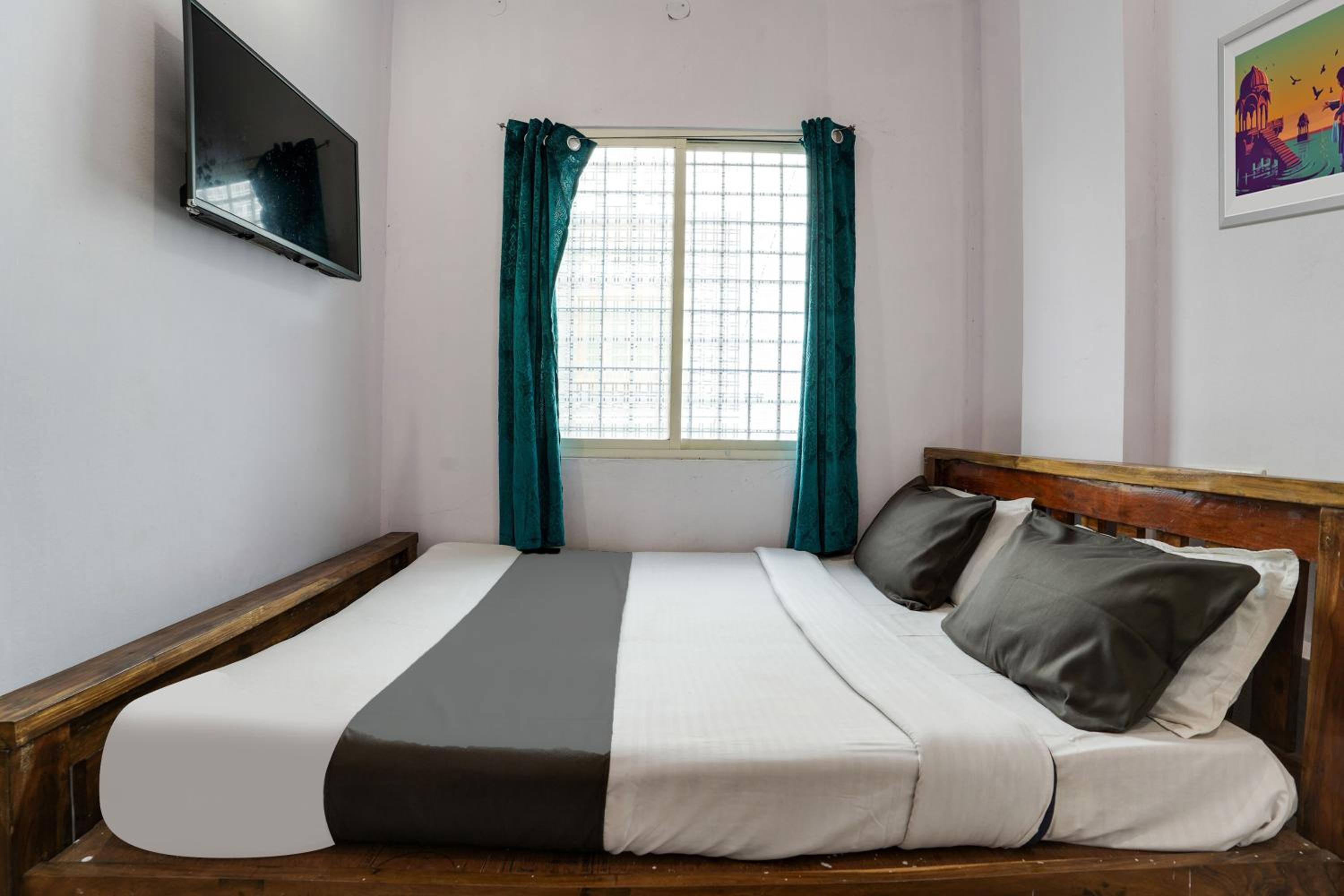 Classic Triple Room photo 1