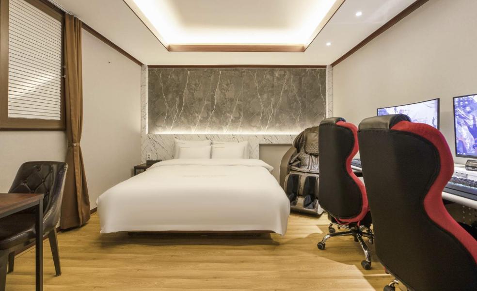 Vip Room