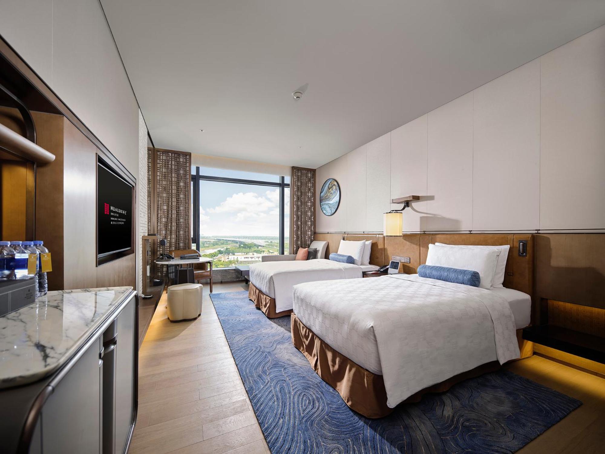 Standard Twin Room with River View - Photo 1