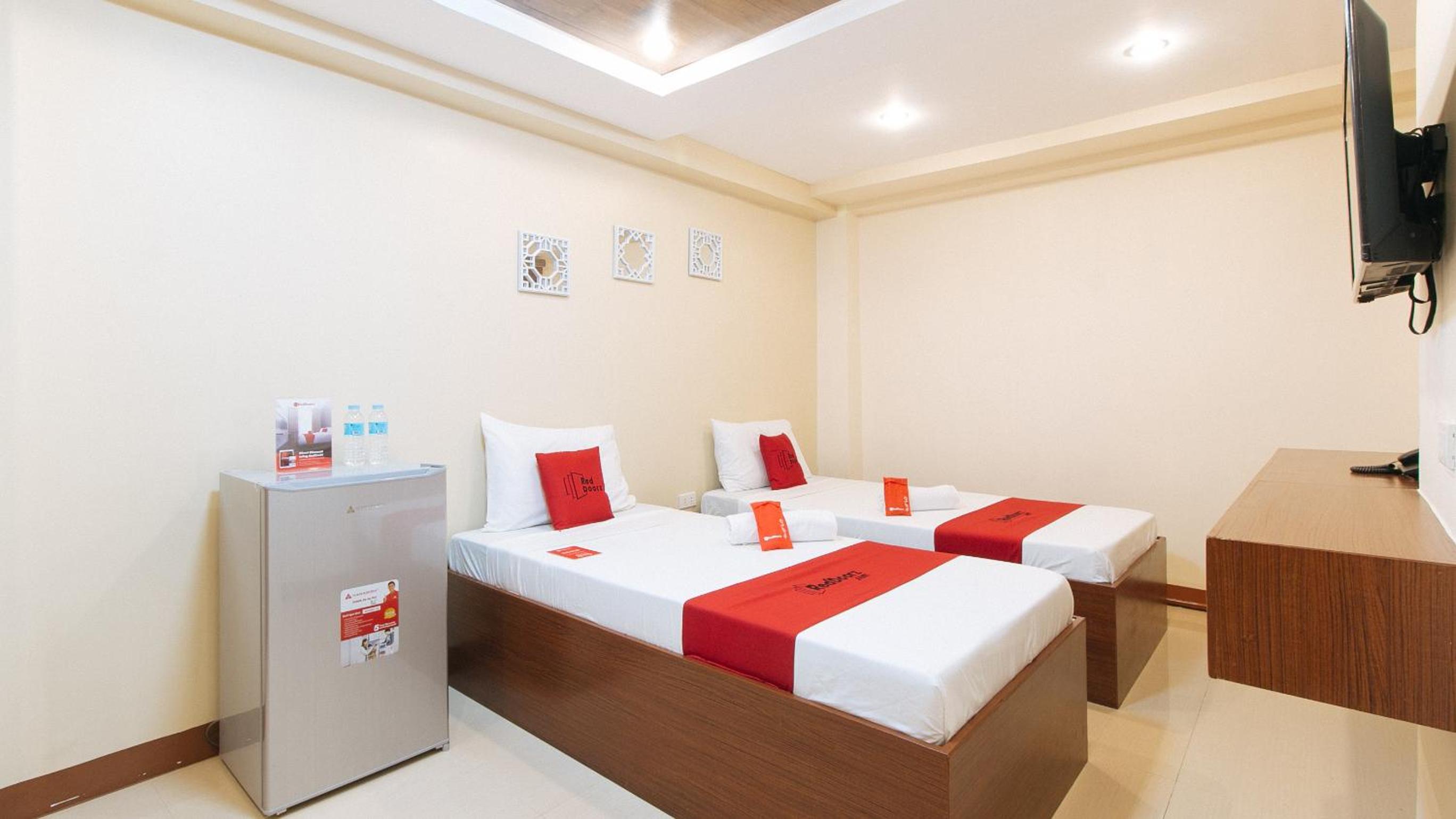 Deluxe Twin Room - Photo 1