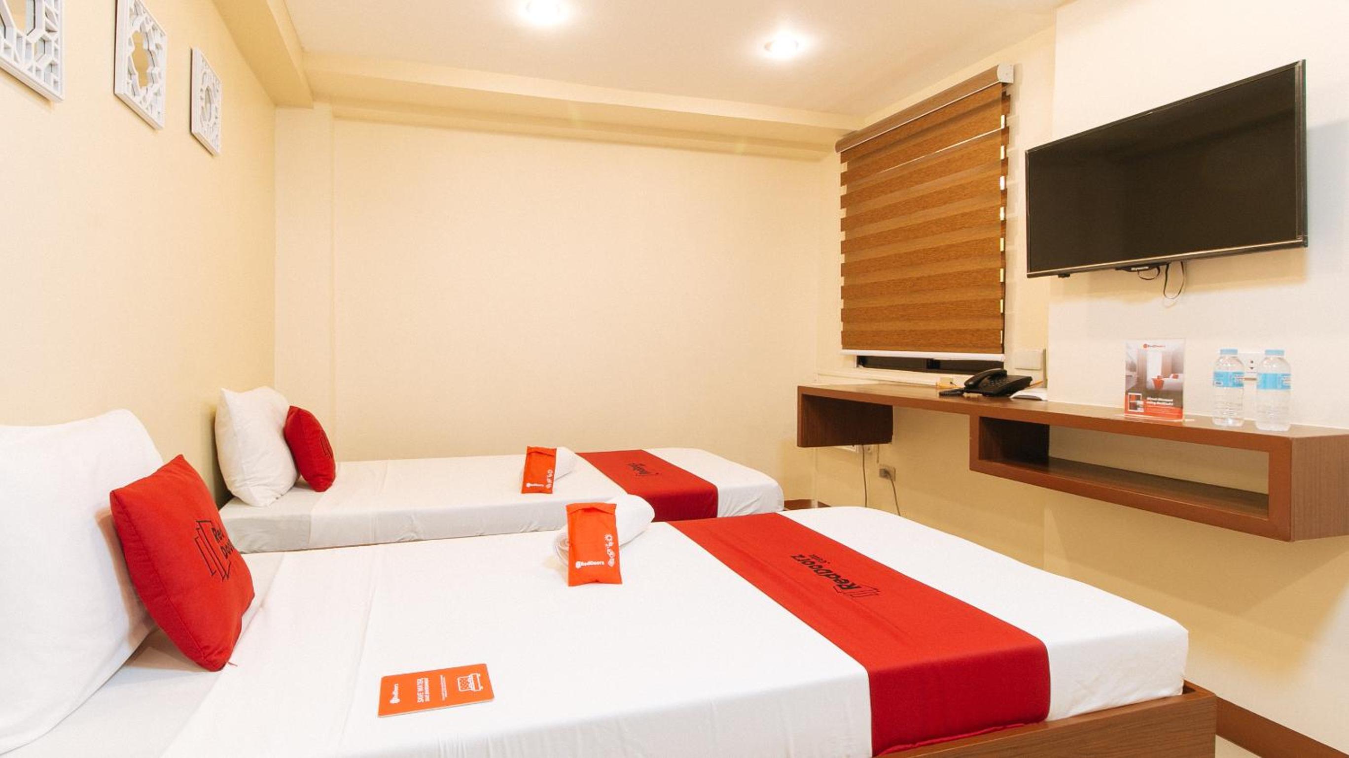 Deluxe Twin Room - Photo 3