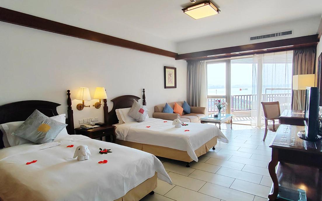 Deluxe Double Room with Sea View photo 3