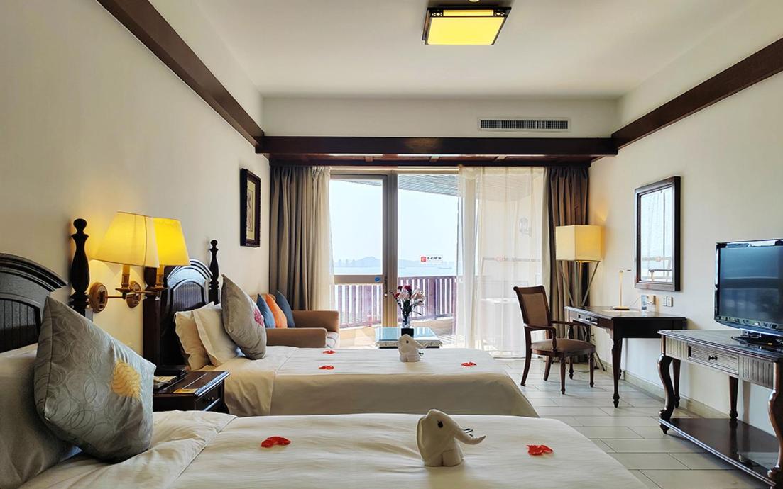 Deluxe Double Room with Sea View photo 2