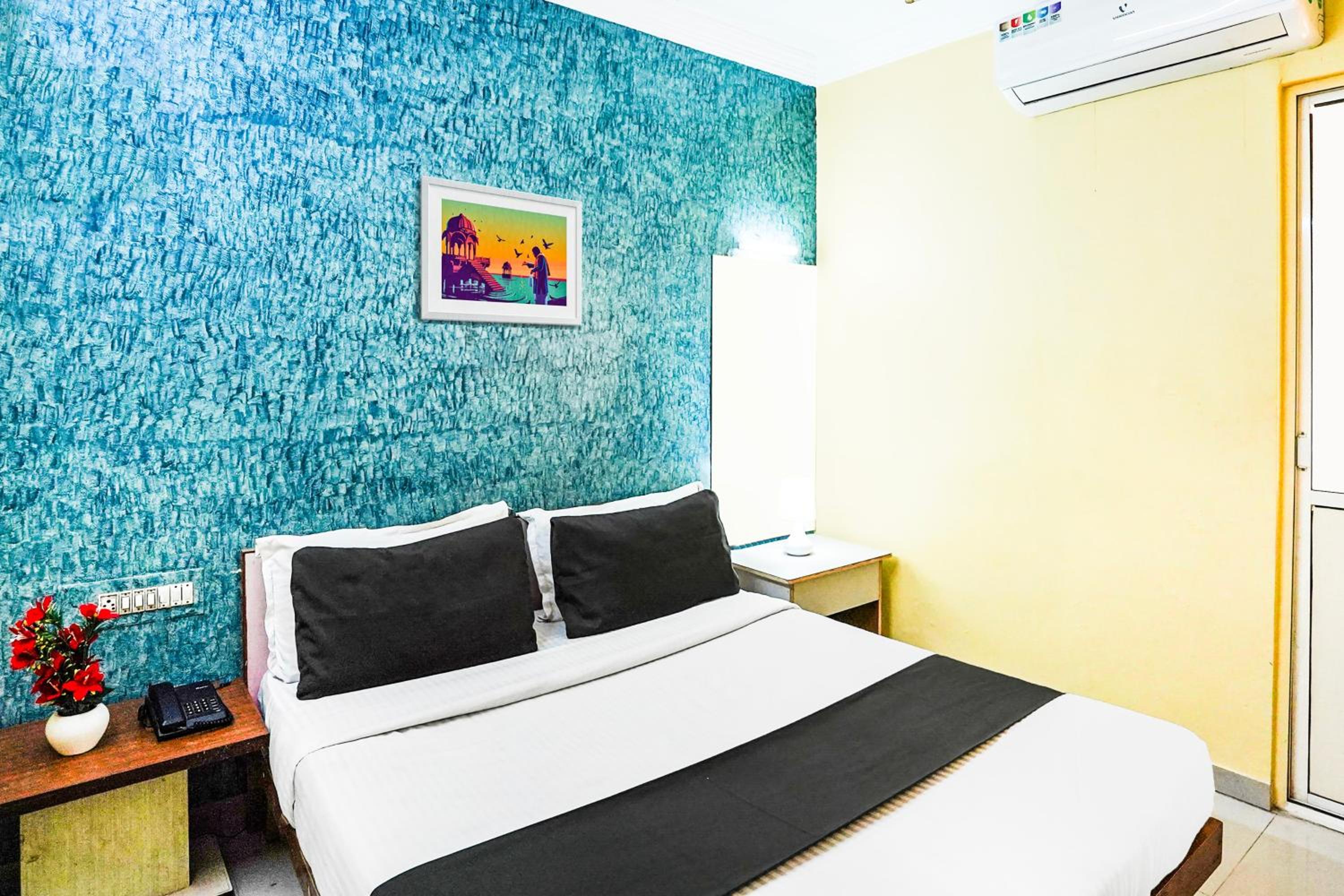 Deluxe Double Room photo 2