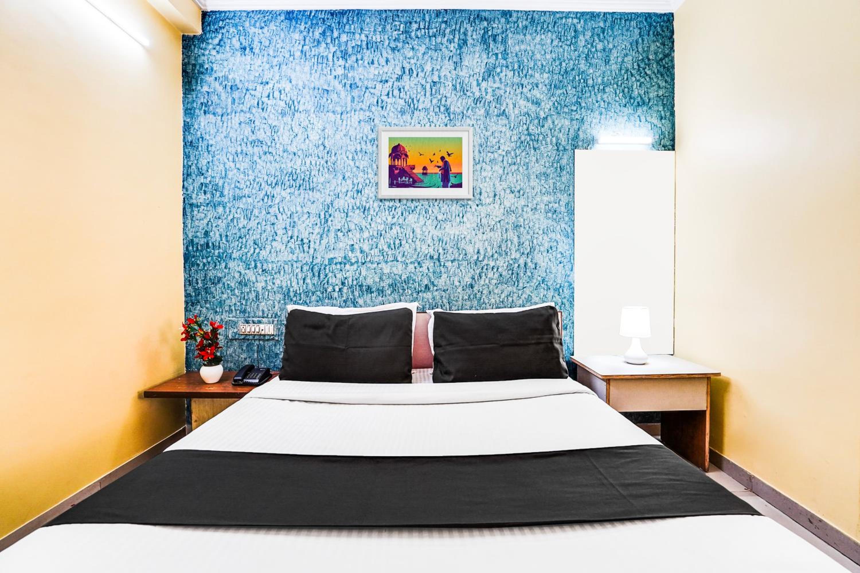 Deluxe Double Room photo 3
