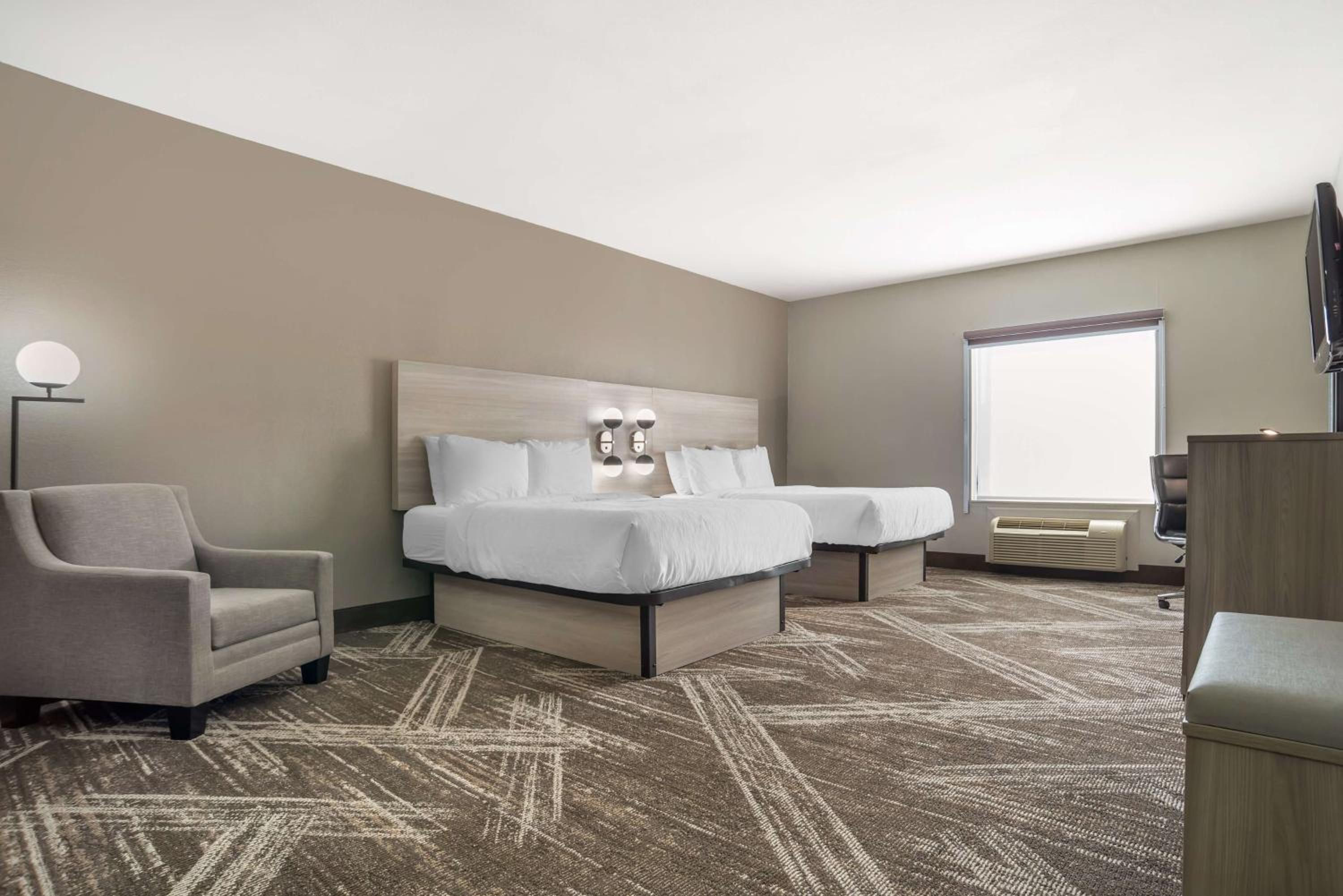 Queen Room with Two Queen Beds - Disability Access/Non-Smoking - Photo 1