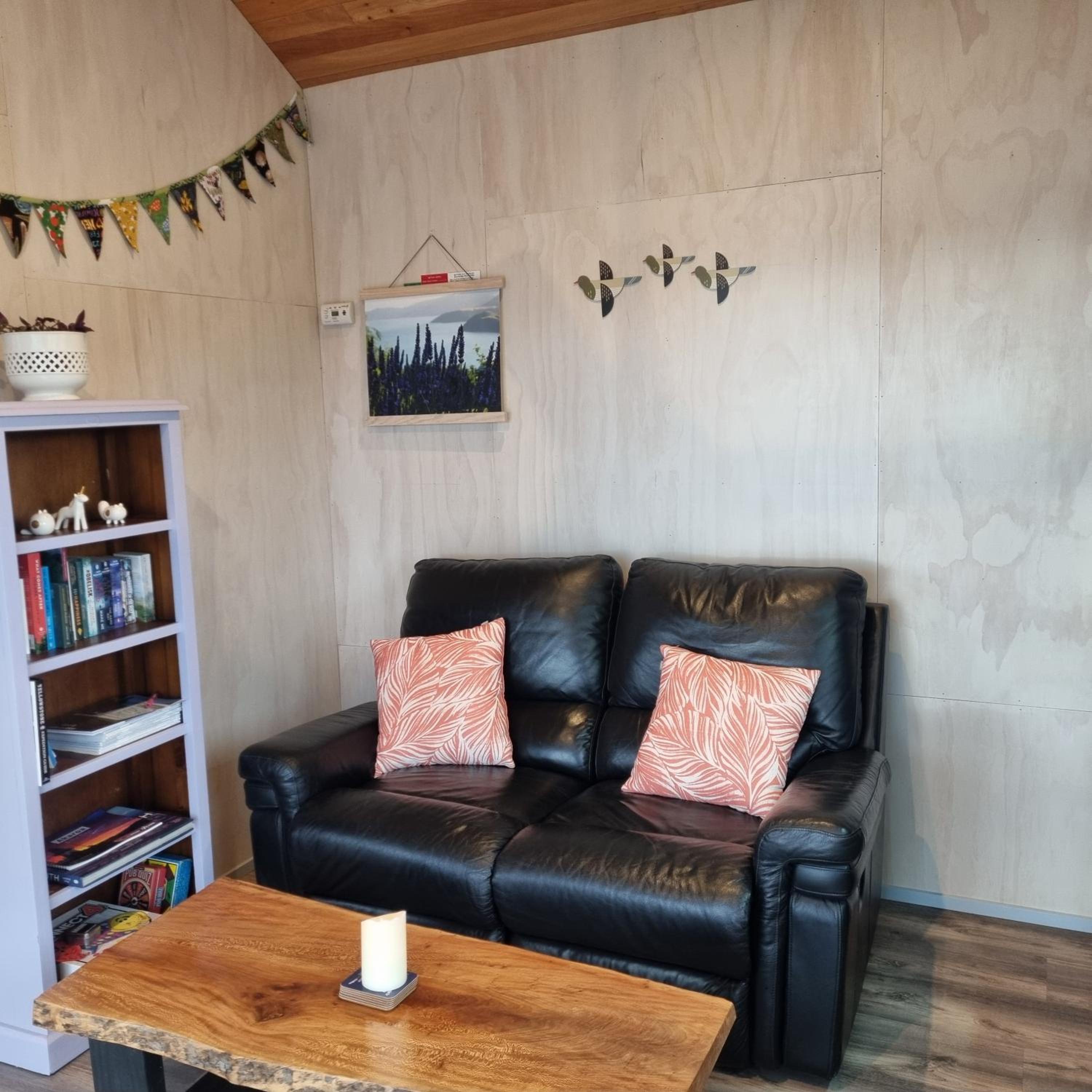 One-Bedroom House photo 3