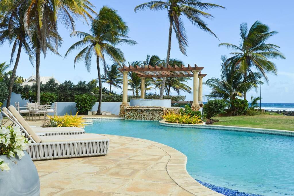 Villa with Sea View photo 2