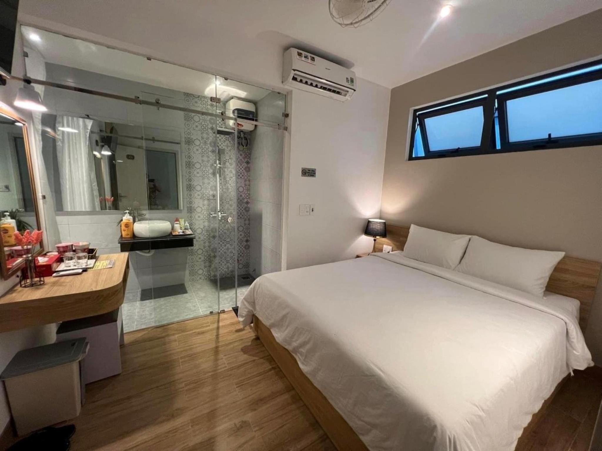 Standard Double Room - Photo 1