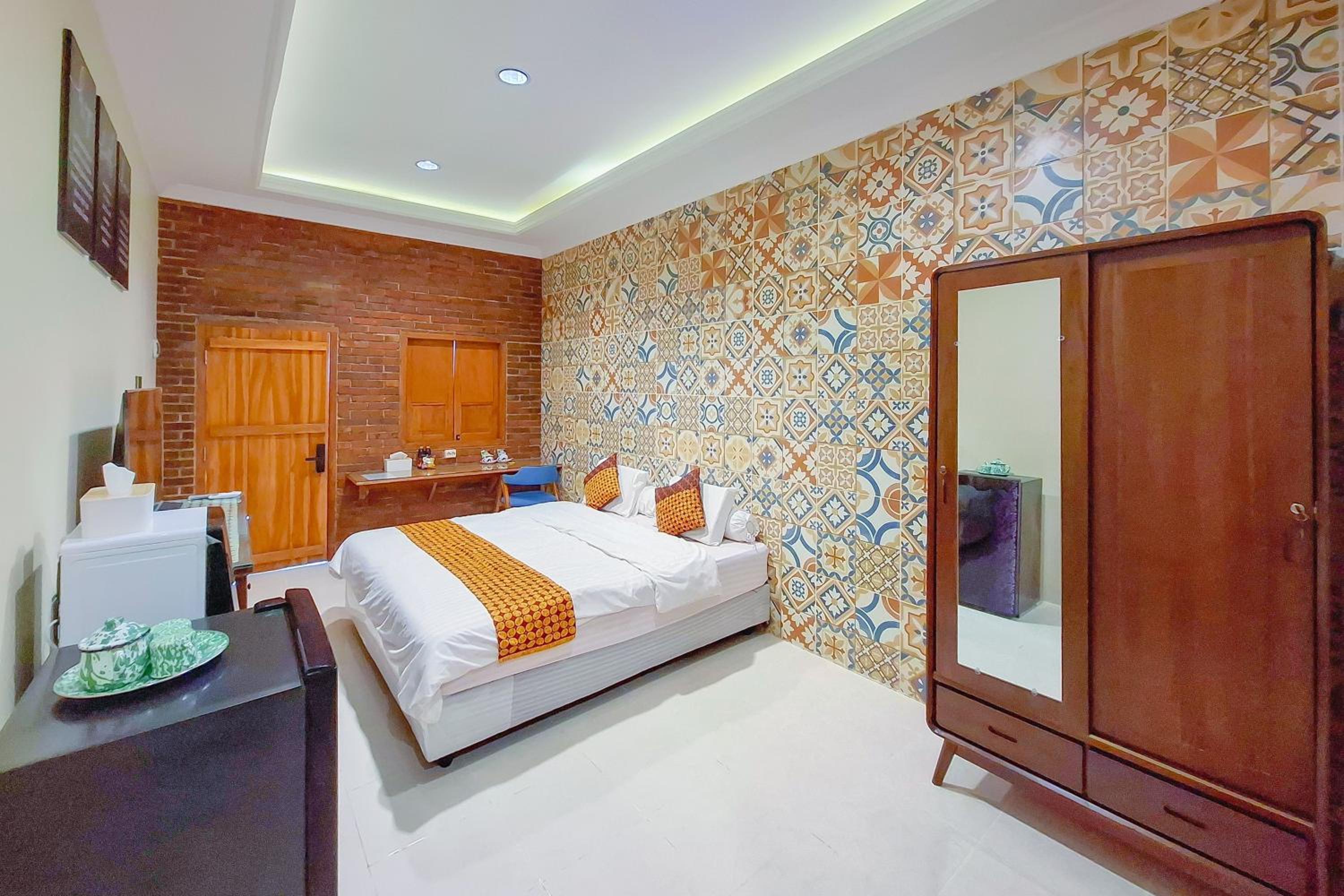 Deluxe Double Room - Photo 1