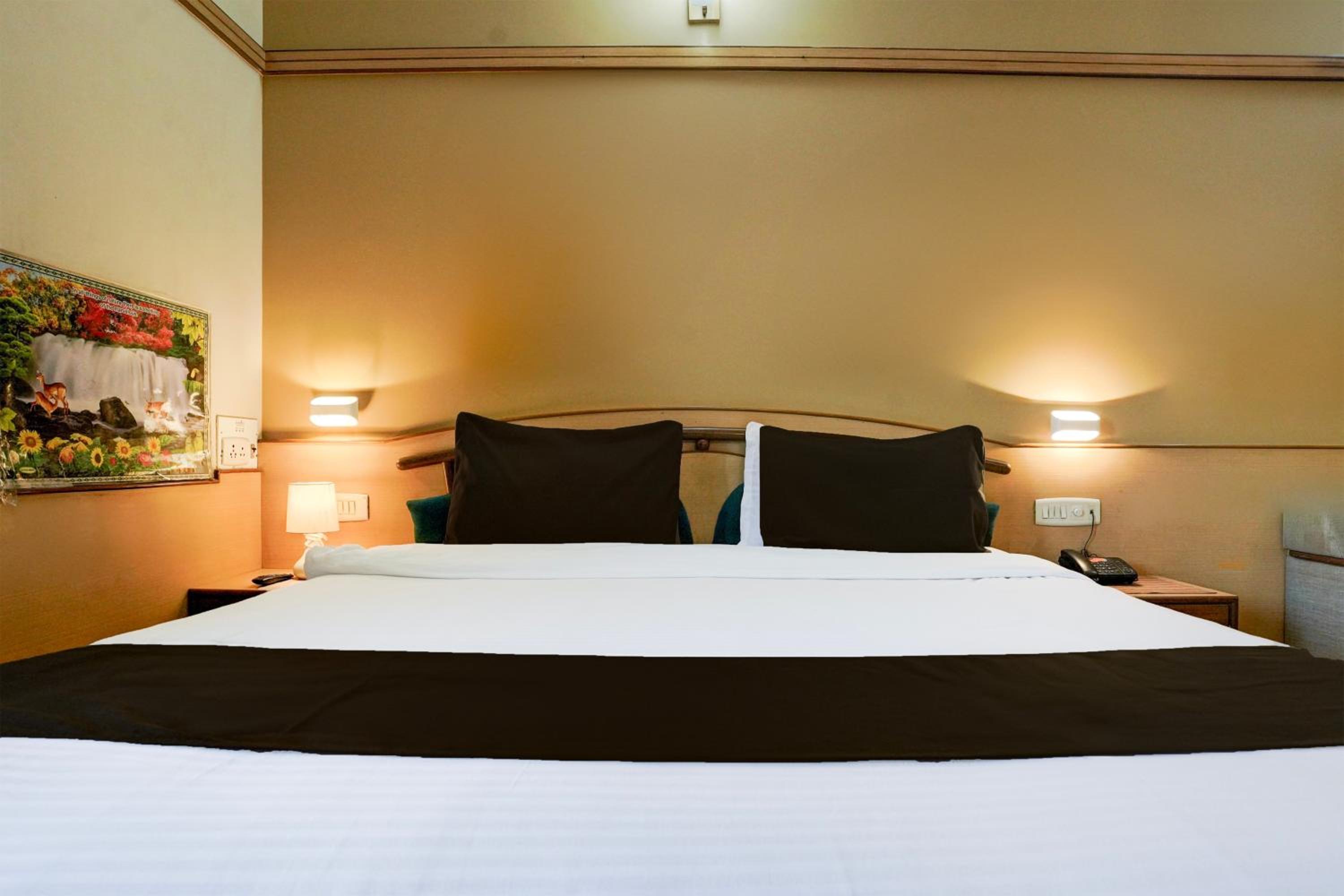 Deluxe Triple Room photo 3