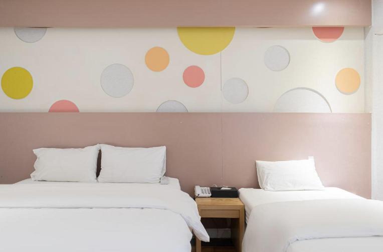 Deluxe Twin Room photo 3